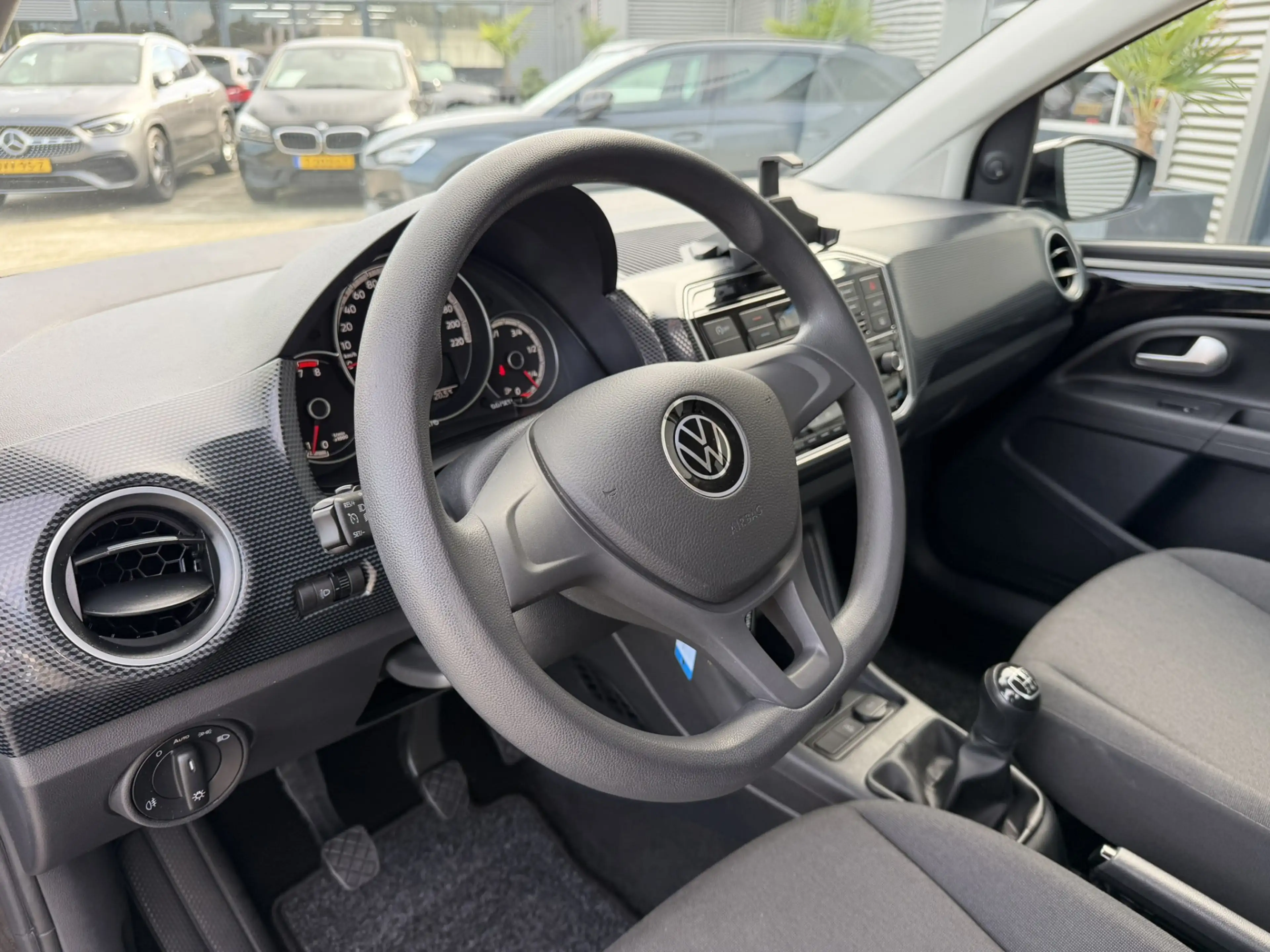 Volkswagen up! 1.0 BMT move up! Achteruitrijcamera Climate Contro — photo 10