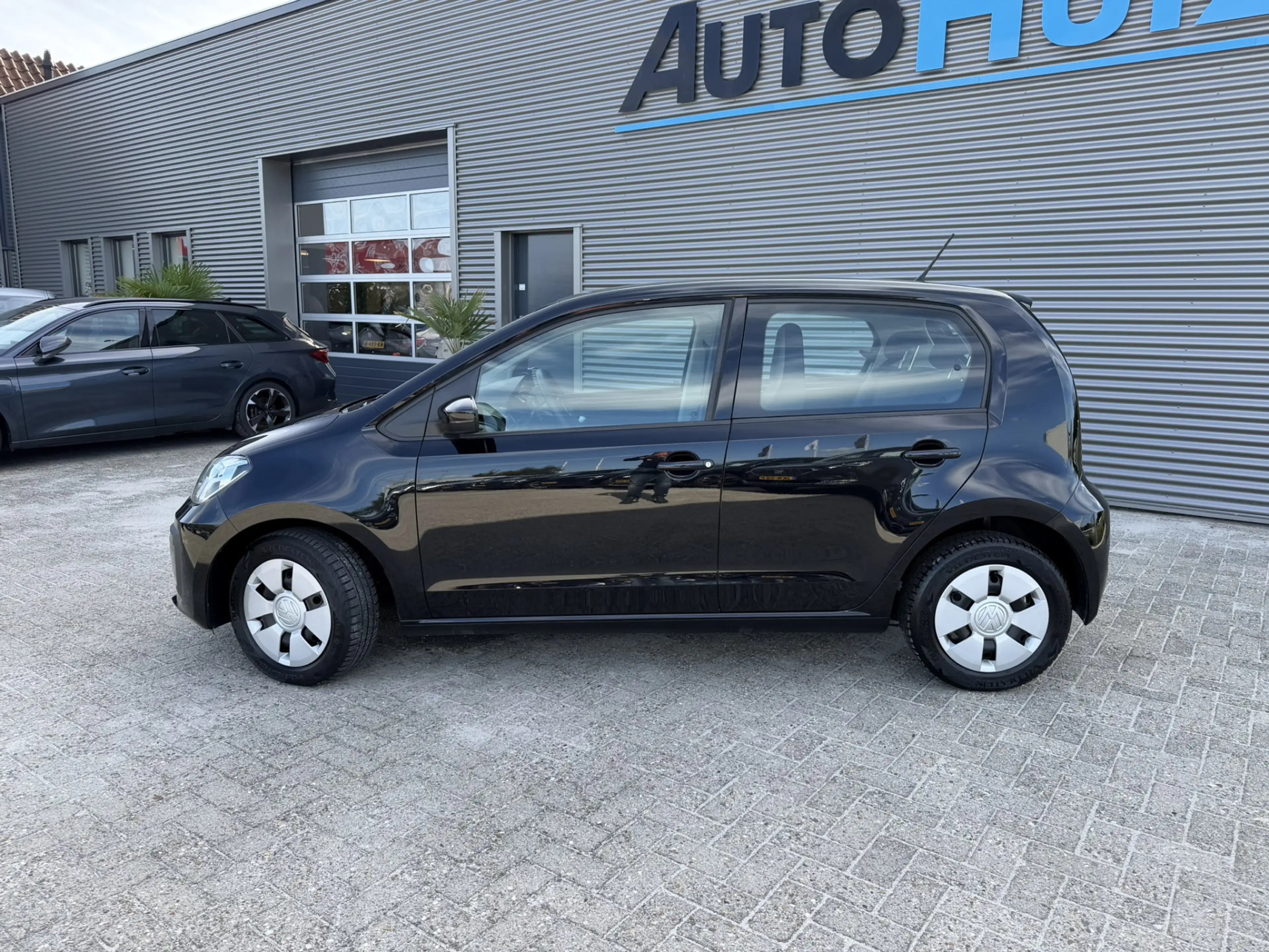 Volkswagen up! 1.0 BMT move up! Achteruitrijcamera Climate Contro — photo 7