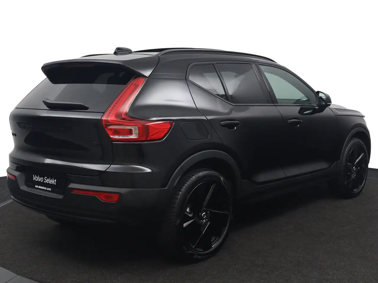 Volvo XC40 2026