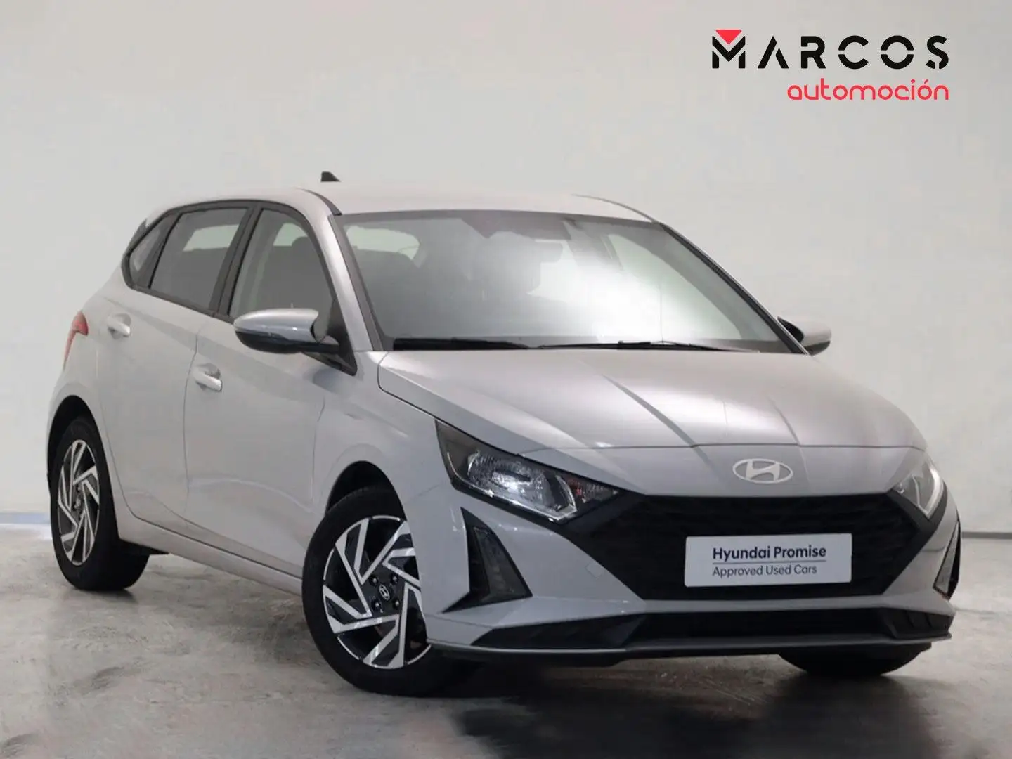 Hyundai i20 1.2 MPI Klass Gris - 2