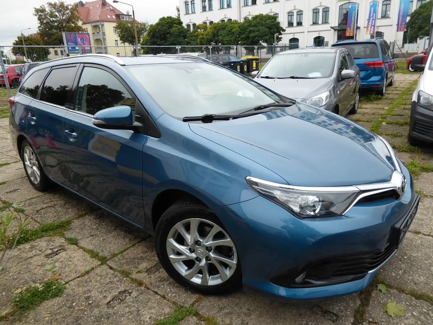 Toyota Auris Touring Sports Comfort Navi,Kamera,BC,Eu5 Blau - 1