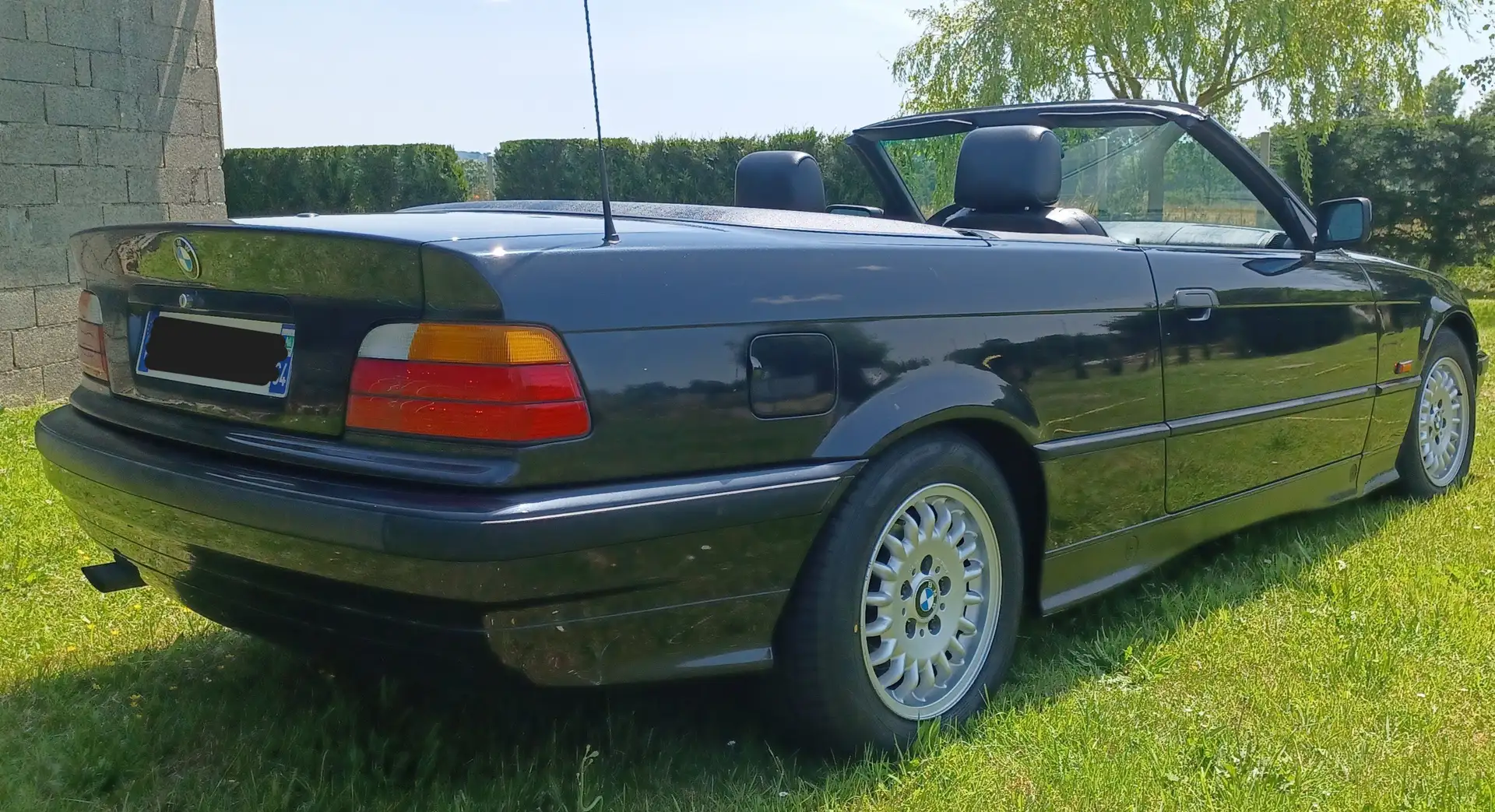 BMW 320 320i Negro - 2