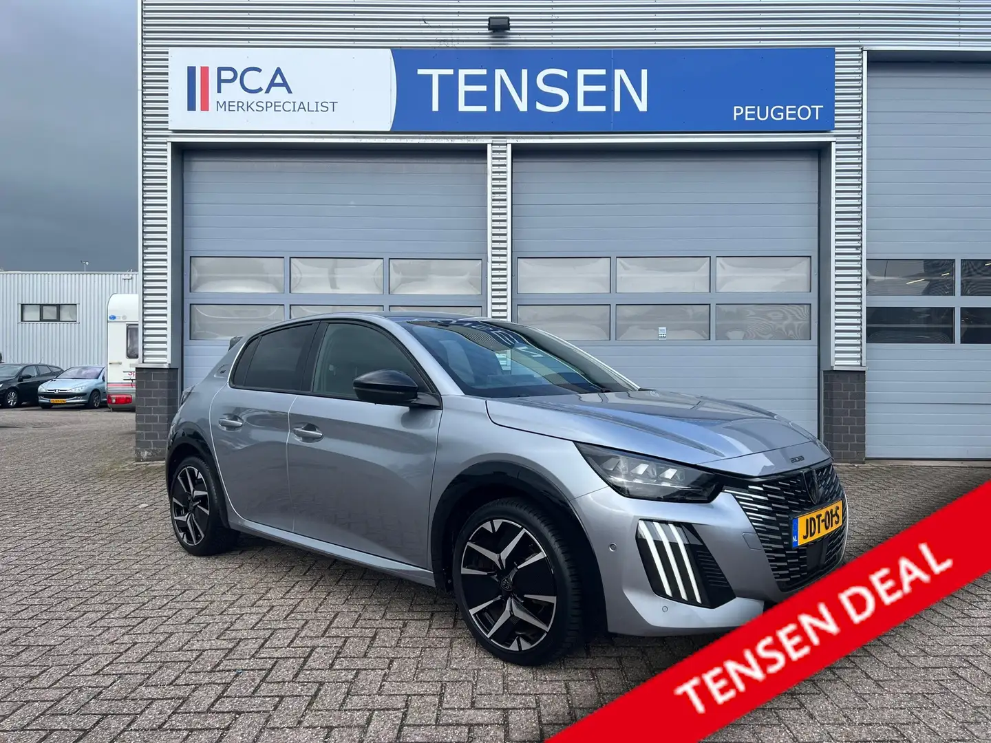 Peugeot 208 Hybrid 145 e-DCS6 GT | Half leer | Navigatie | Ada Grijs - 1