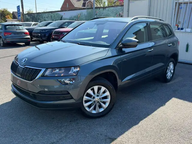 Skoda Karoq Karoq 1.5 TSI DSG / CARPLAY / CAMERA / PDC / CRUISE / CLIM