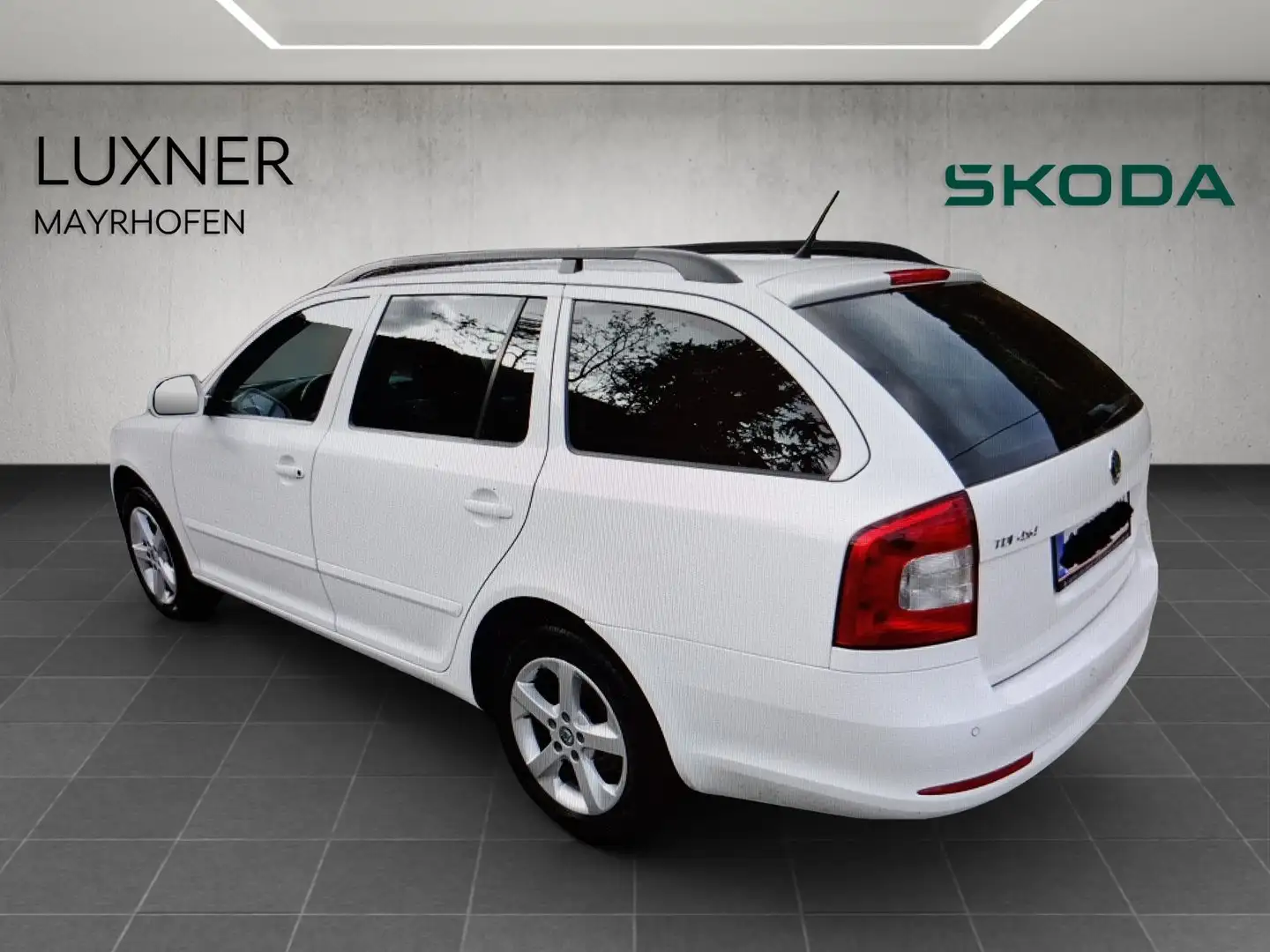 Skoda Octavia 4x4 Elegance+ TDI Weiß - 2