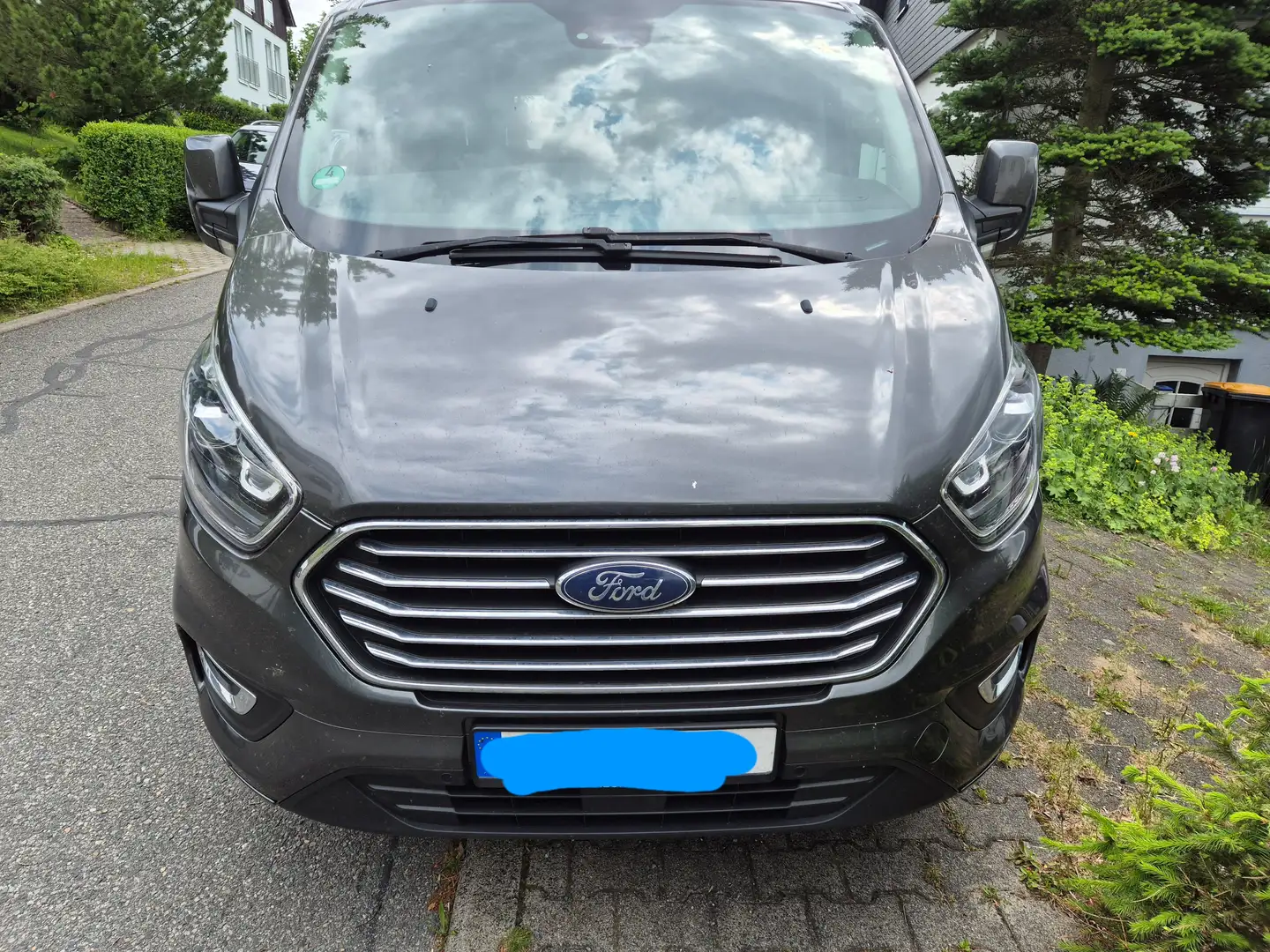 Ford Tourneo Custom Tourneo Custom 310 L2H1 VA Titanium X Grau - 1