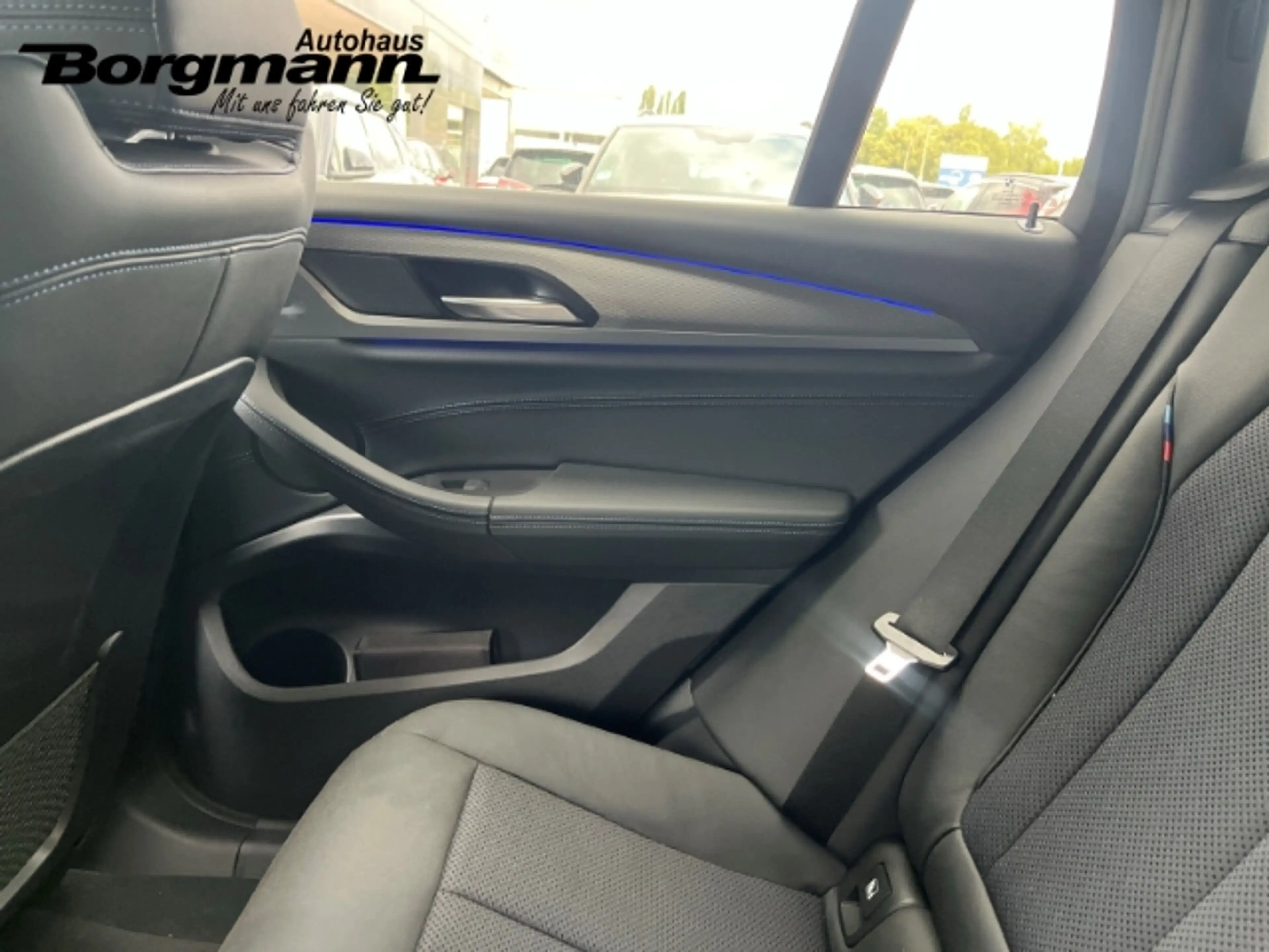 BMW X4 xDrive 30 i M Sport Park-Assistent Sportpaket HUD — photo 15