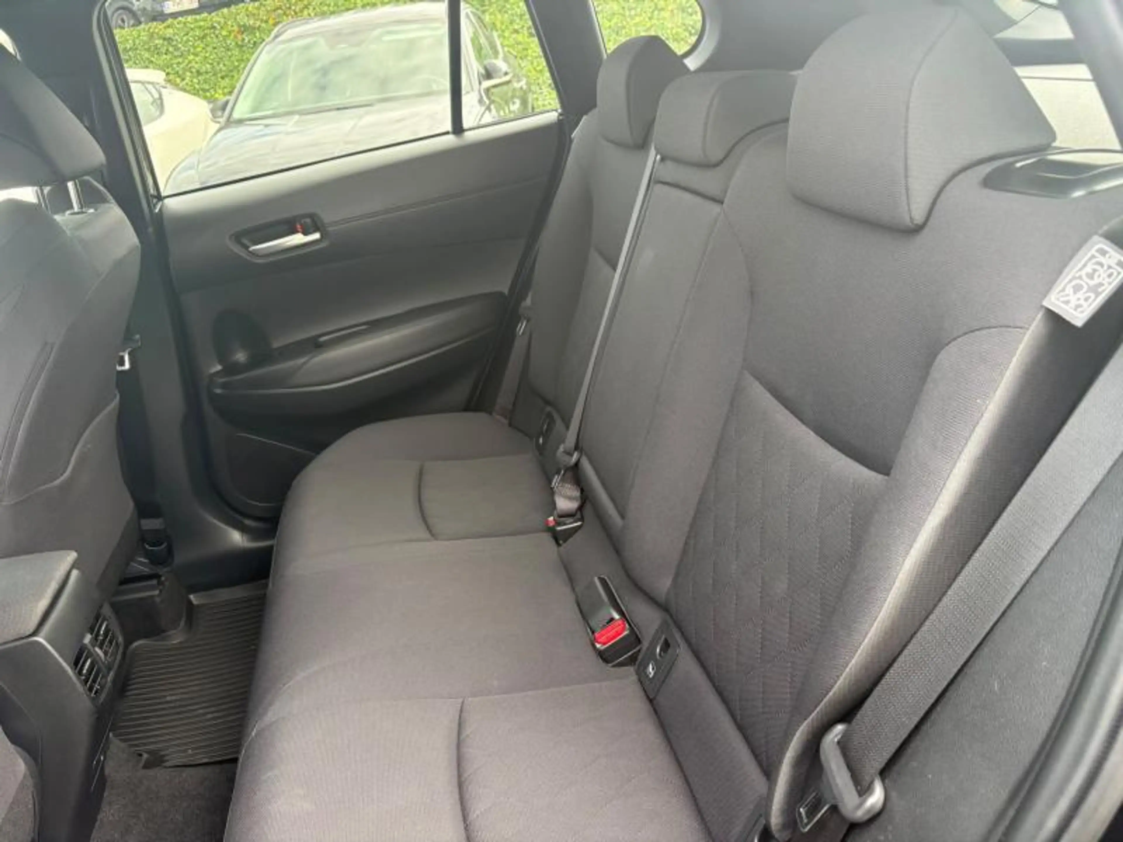Toyota Corolla Cross Style — photo 13