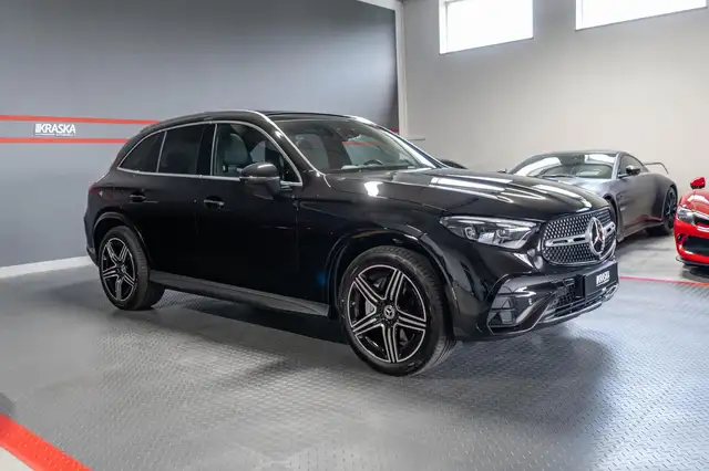 Mercedes-Benz 300 view 7