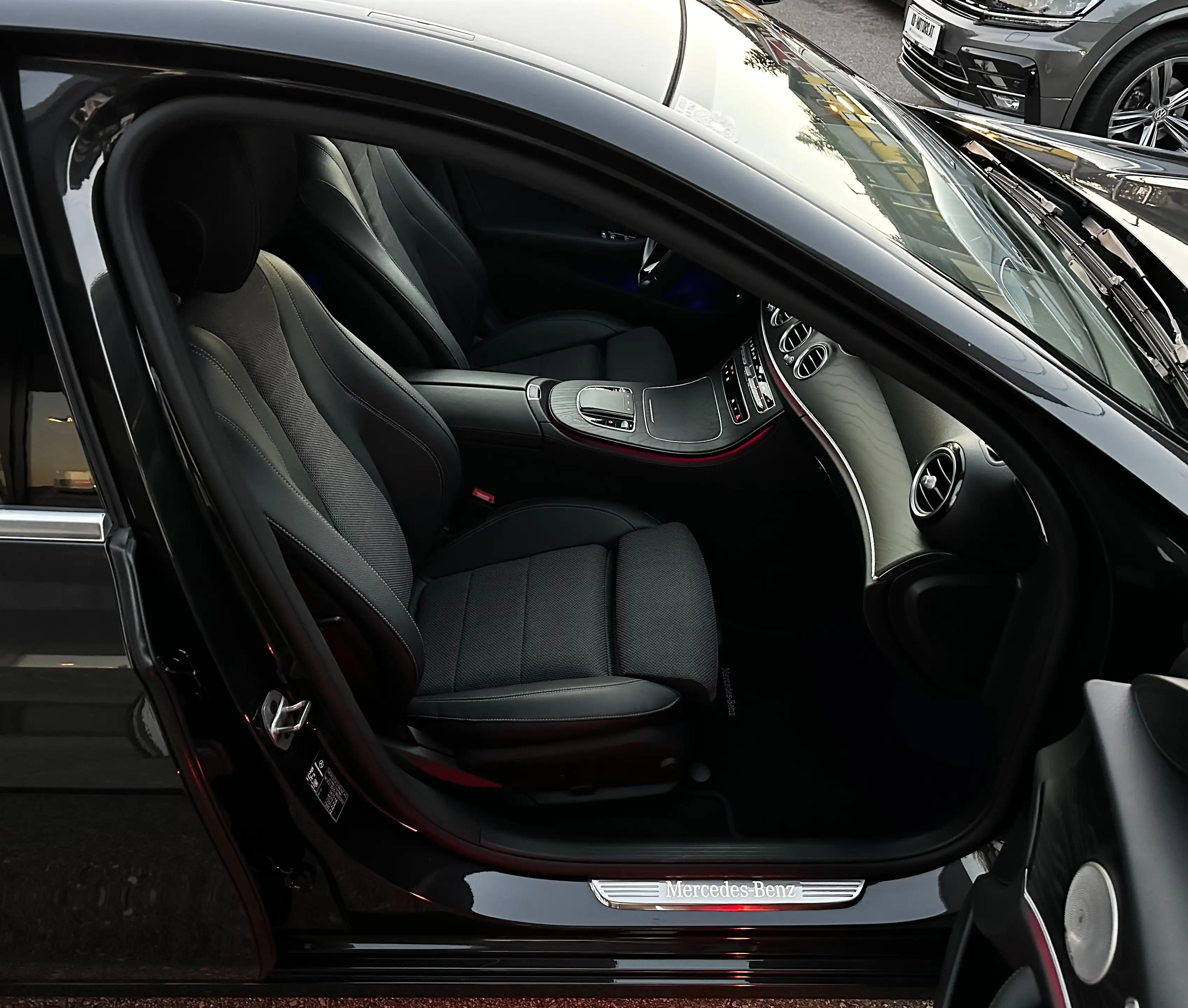 Mercedes-Benz E 220 d 4Matic Aut. *1.Besitz*Burmester*Widescreen*RFK* — photo 25