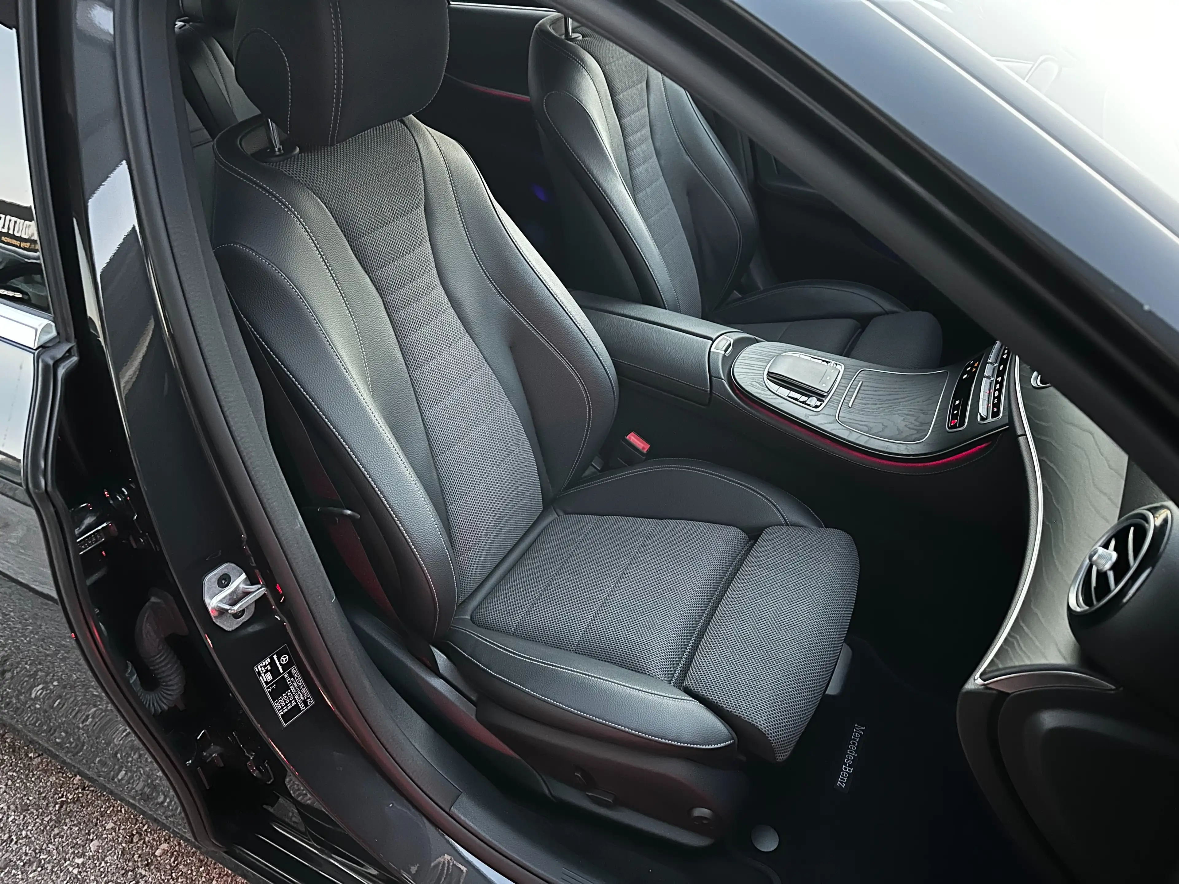 Mercedes-Benz E 220 d 4Matic Aut. *1.Besitz*Burmester*Widescreen*RFK* — photo 29