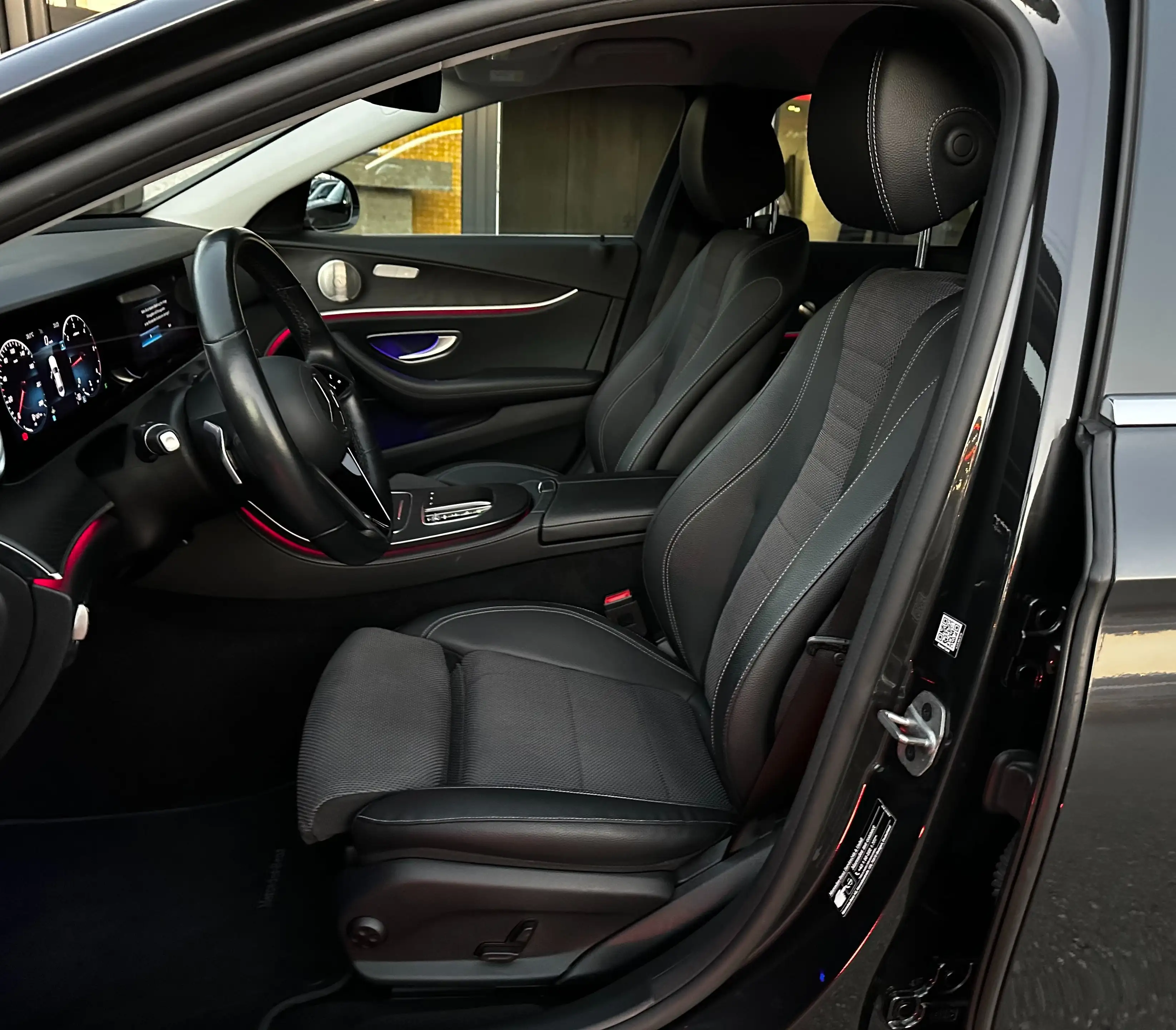 Mercedes-Benz E 220 d 4Matic Aut. *1.Besitz*Burmester*Widescreen*RFK* — photo 24