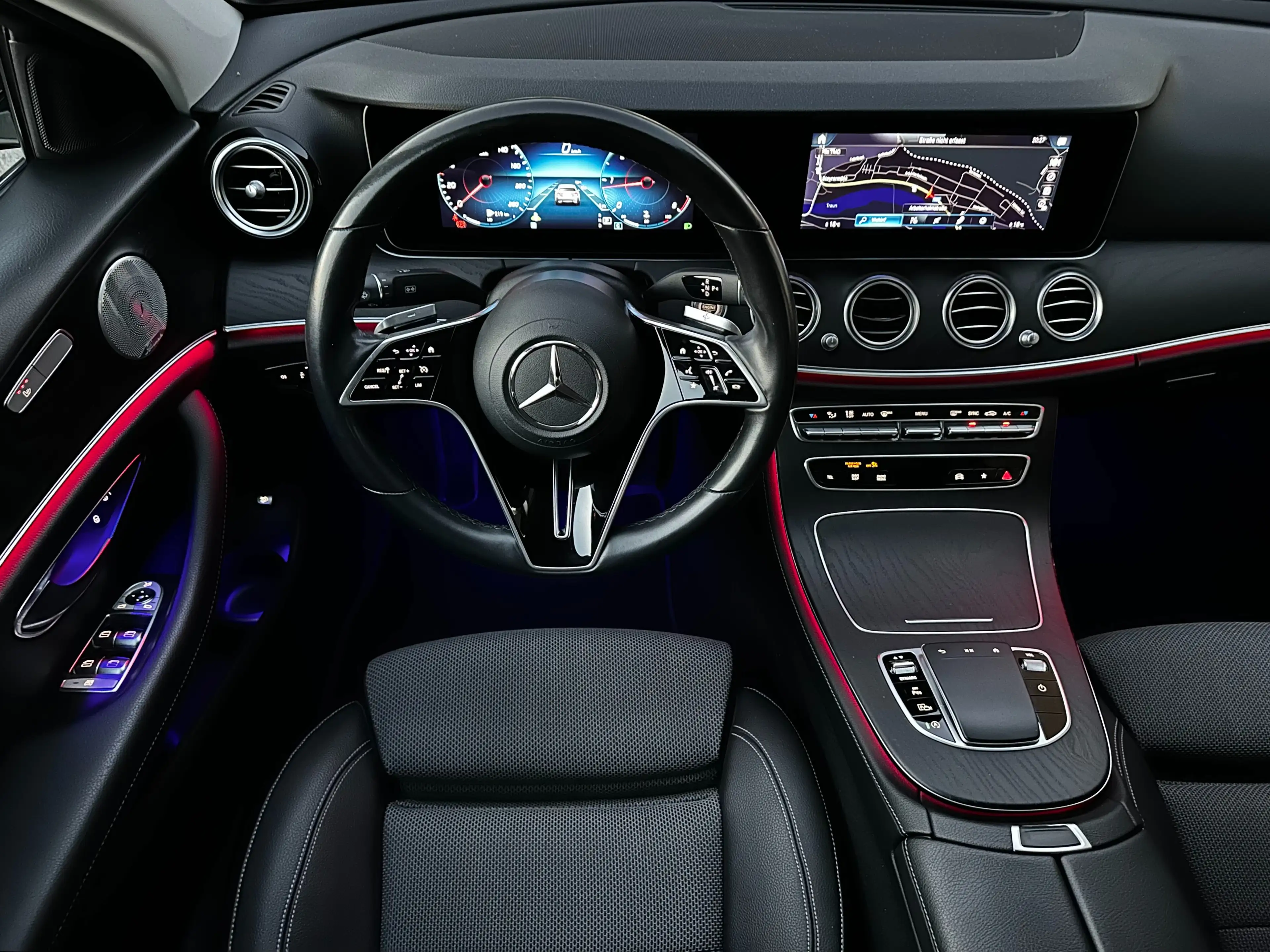 Mercedes-Benz E 220 d 4Matic Aut. *1.Besitz*Burmester*Widescreen*RFK* — photo 36