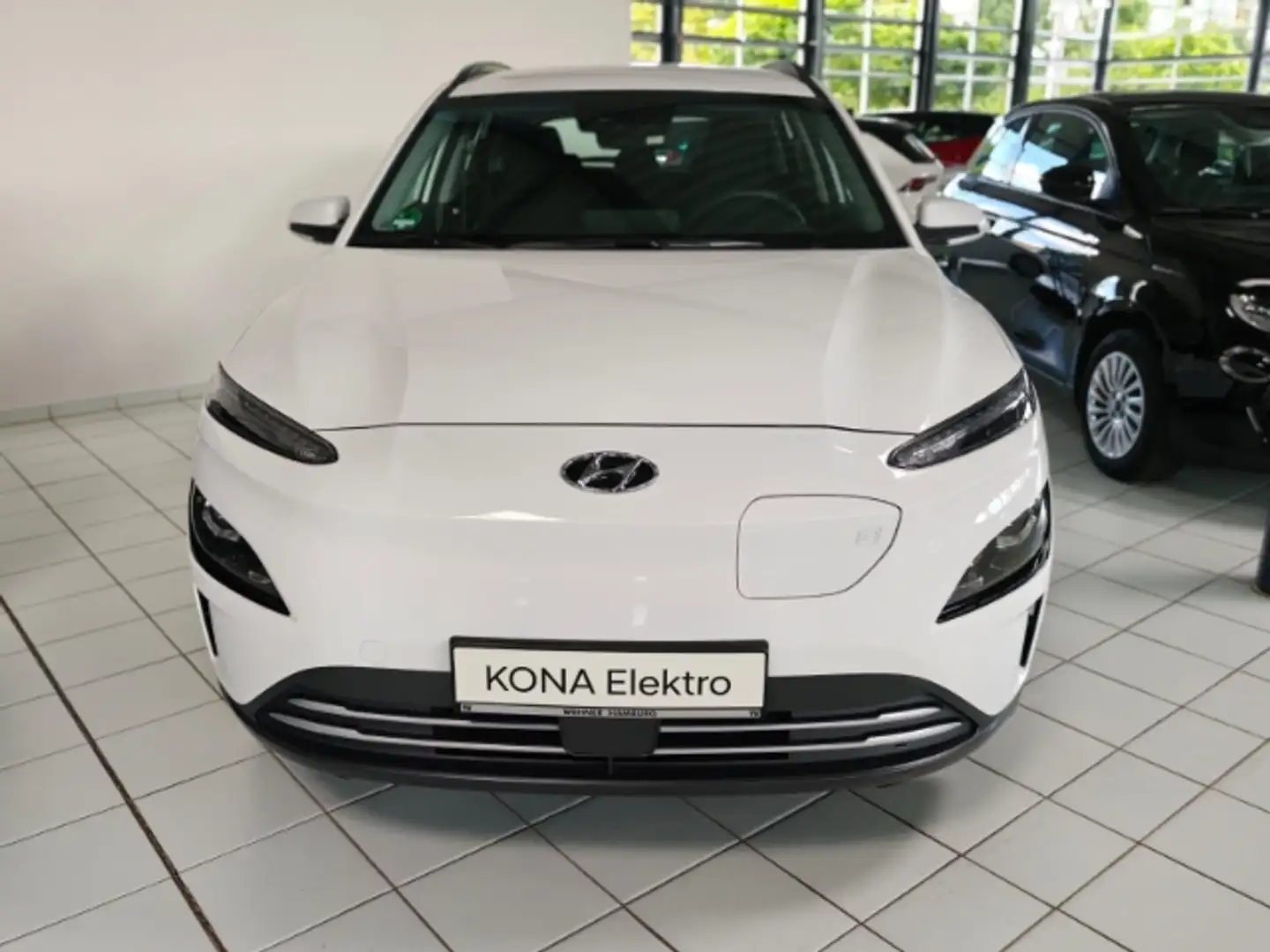 Hyundai KONA MY23 (100kW) SELECT-Paket, Effizienzpaket Weiß - 2