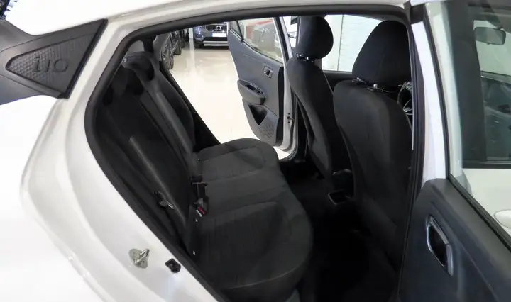 Hyundai i10 MPI 1.0 KLASS 2024, foto 12
