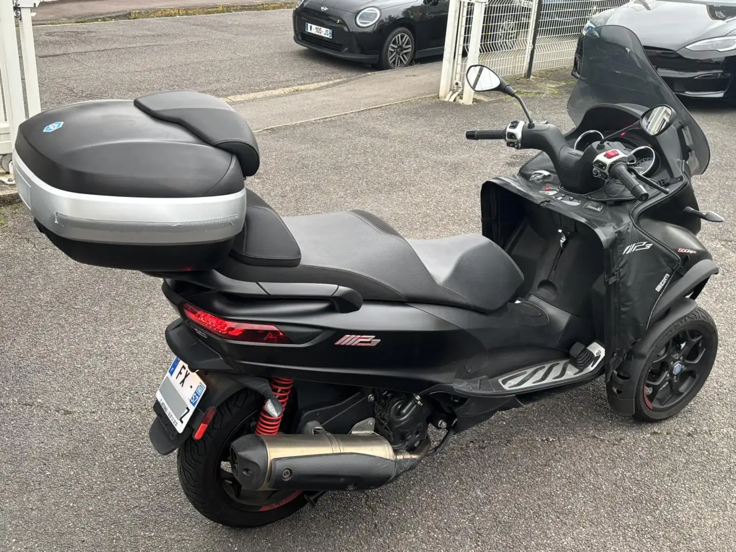 Piaggio MP3 500 500 HPE Czarny - 2