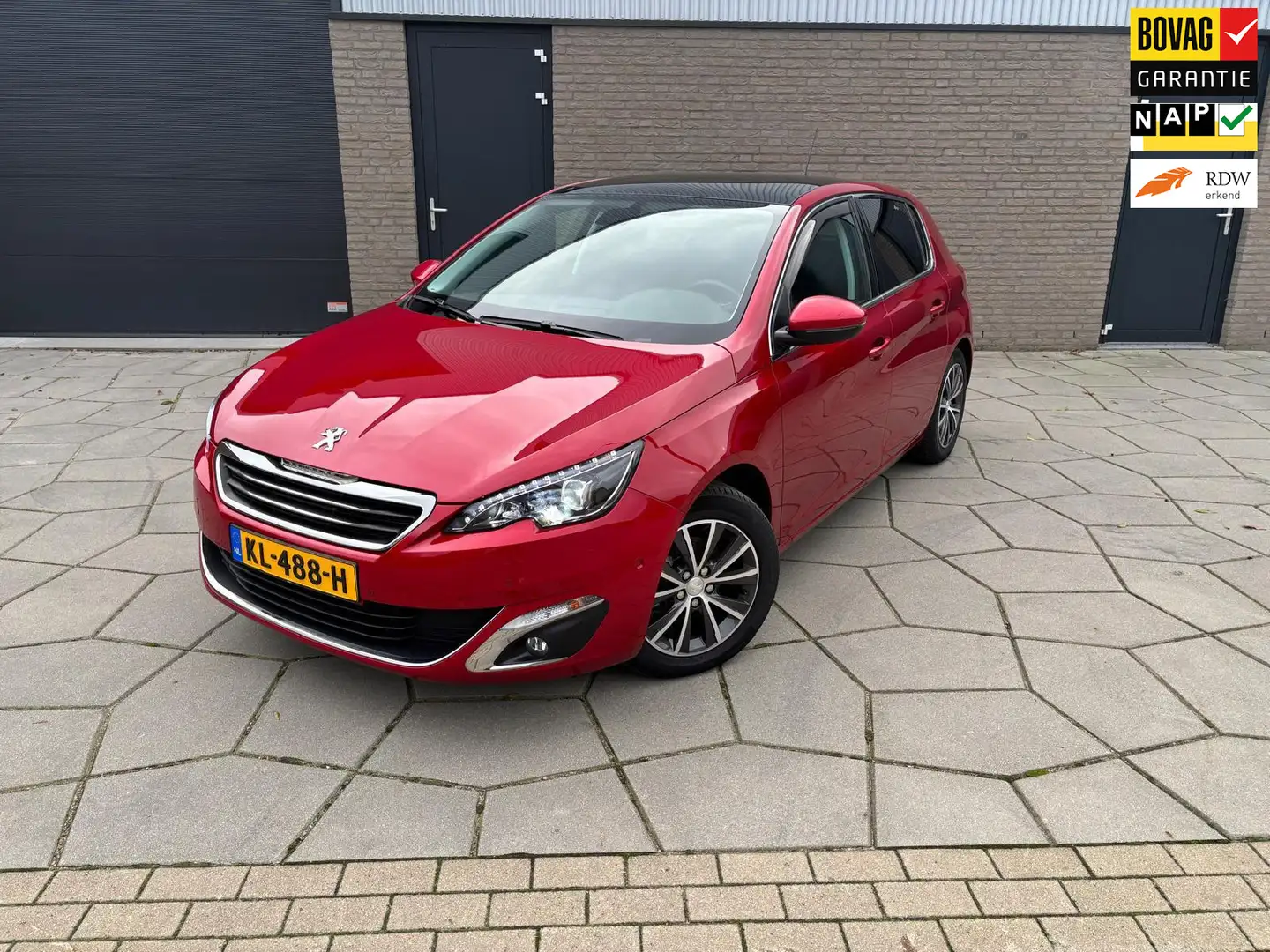 Peugeot 308 1.2 PureTech Allure|zeer weing km s |5 Drs |AIRCO| Rouge - 1