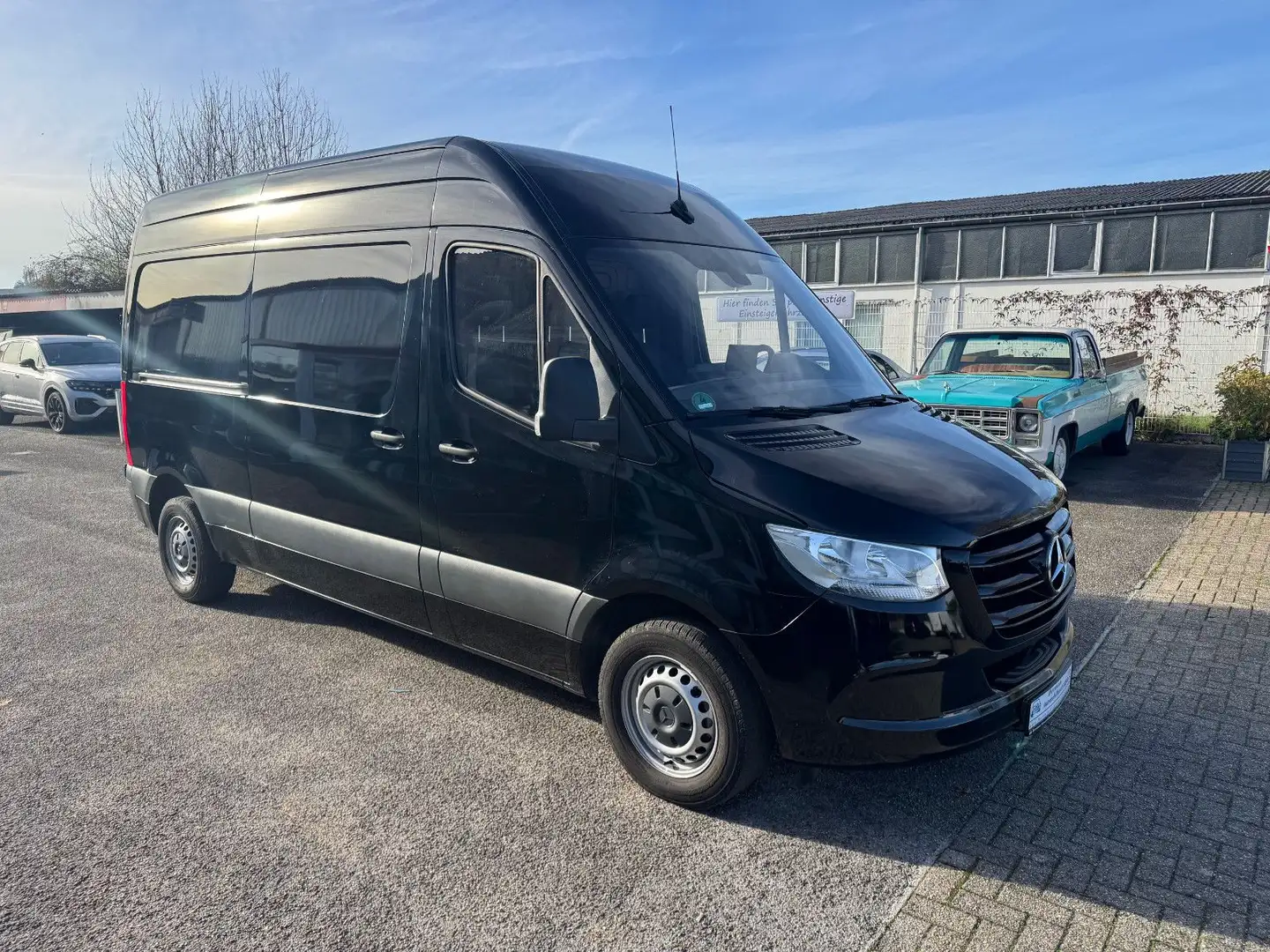 Mercedes-Benz Sprinter III Kasten FWD 211 CDI WORKER L2H2 Schwarz - 2
