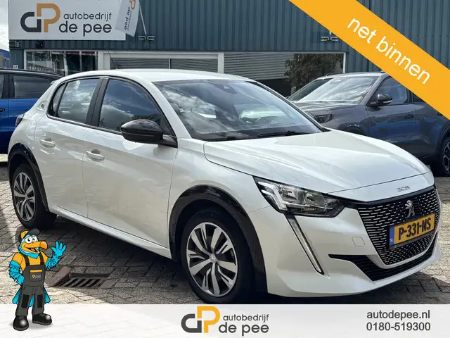2022 Peugeot E-208 in White for sale