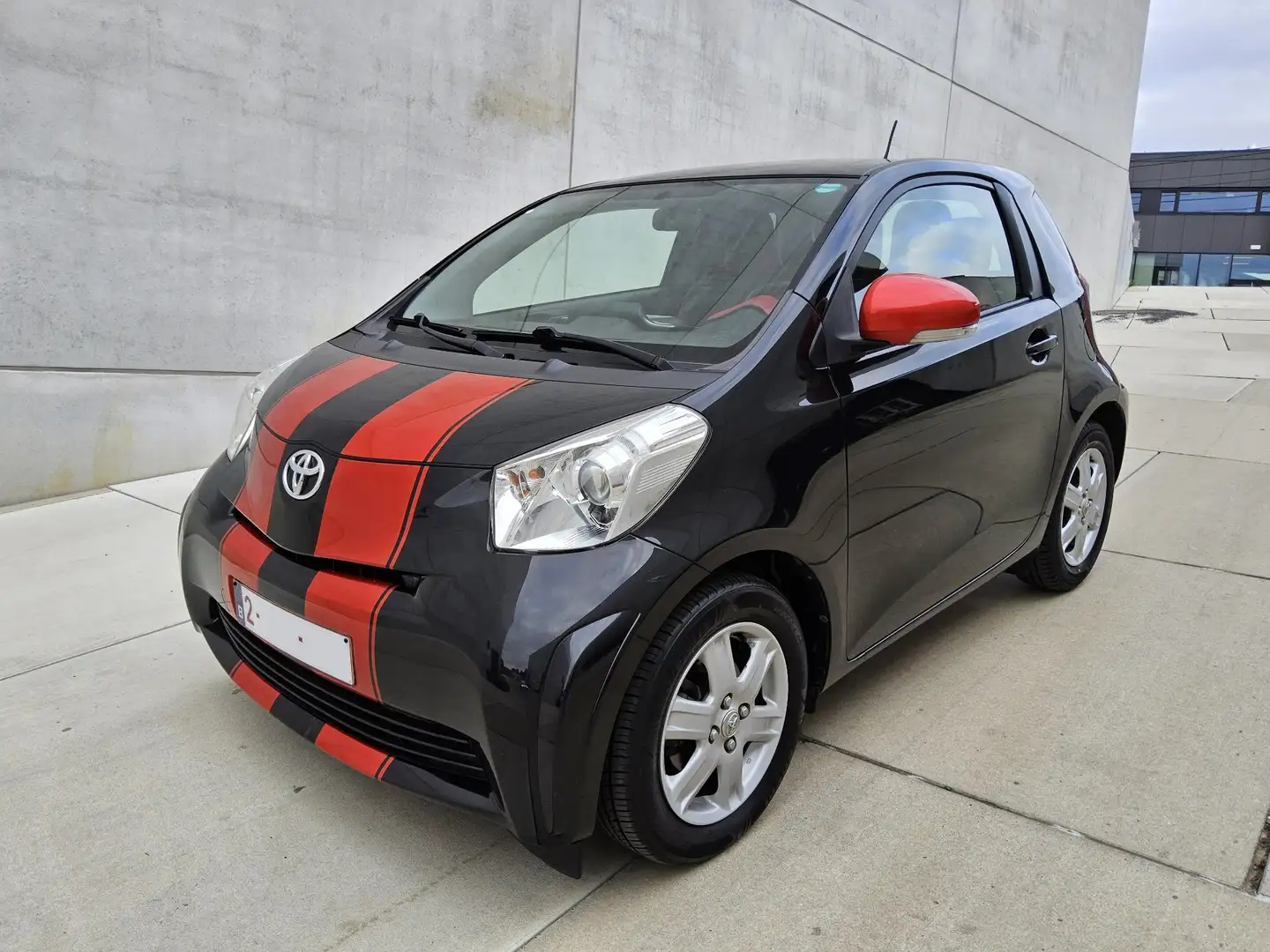 Toyota iQ iQ1st 68 VVT-i - 1