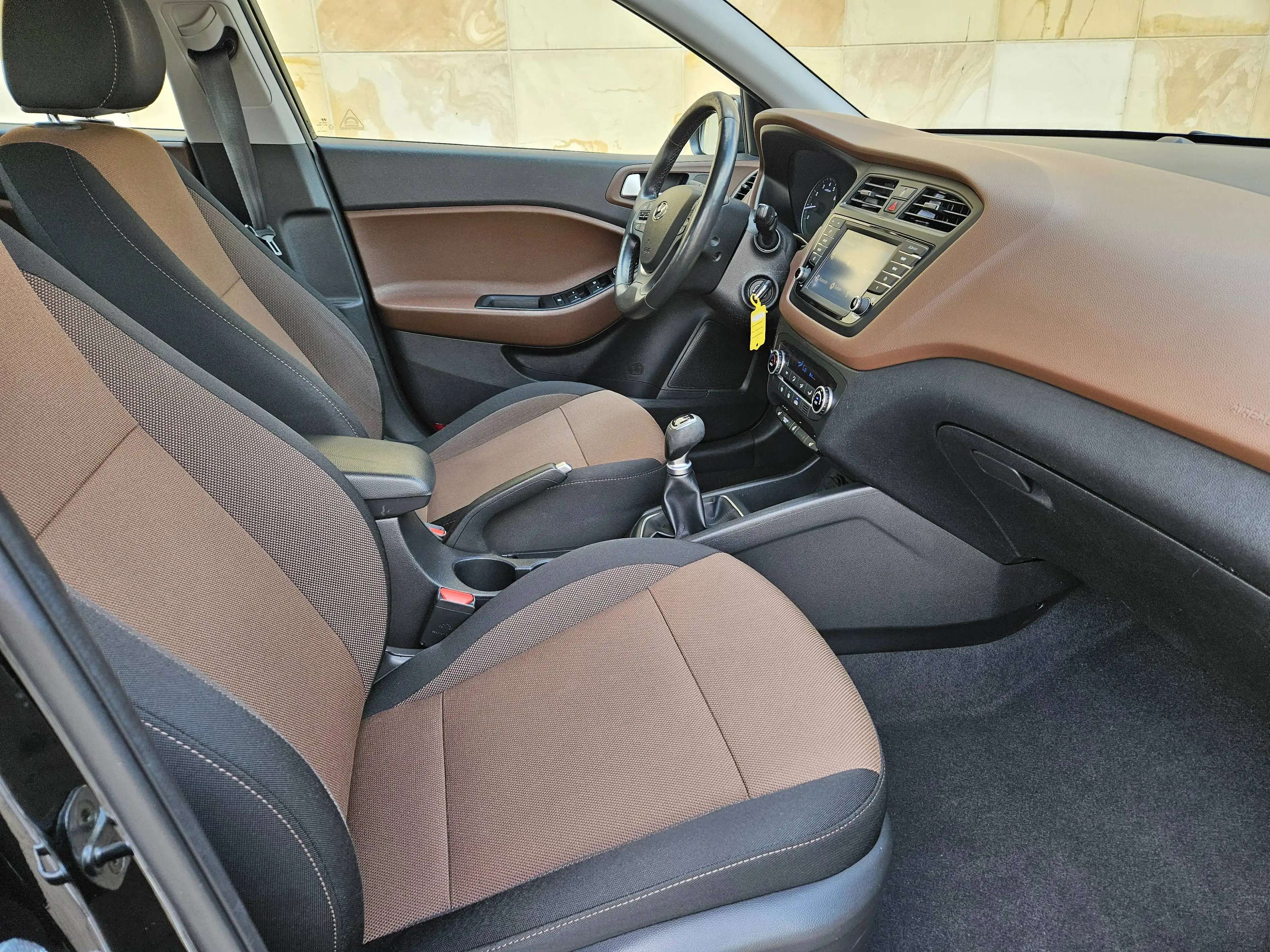 Hyundai i20 Trend *NAVI*KAMERA*SHZ*KLIMA*ALLWETTER* — photo 15