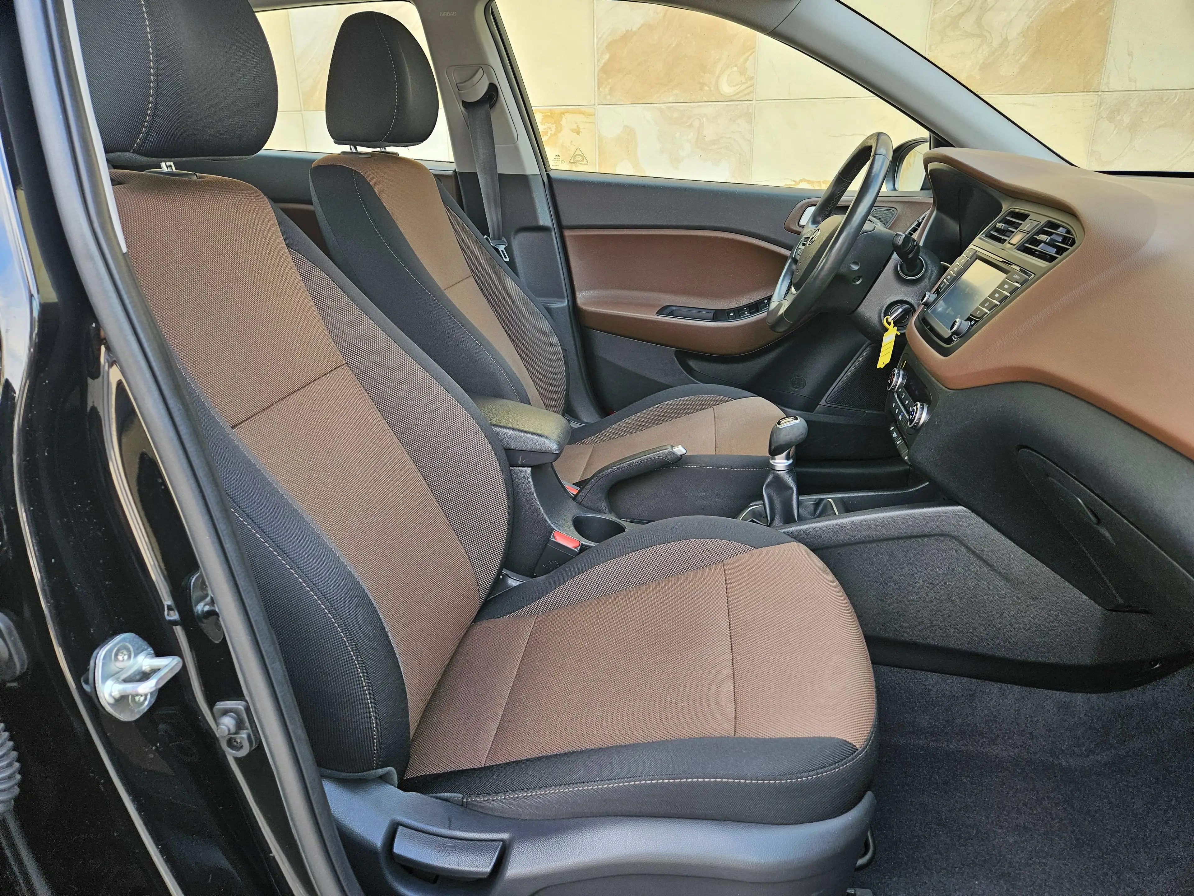 Hyundai i20 Trend *NAVI*KAMERA*SHZ*KLIMA*ALLWETTER* — photo 14