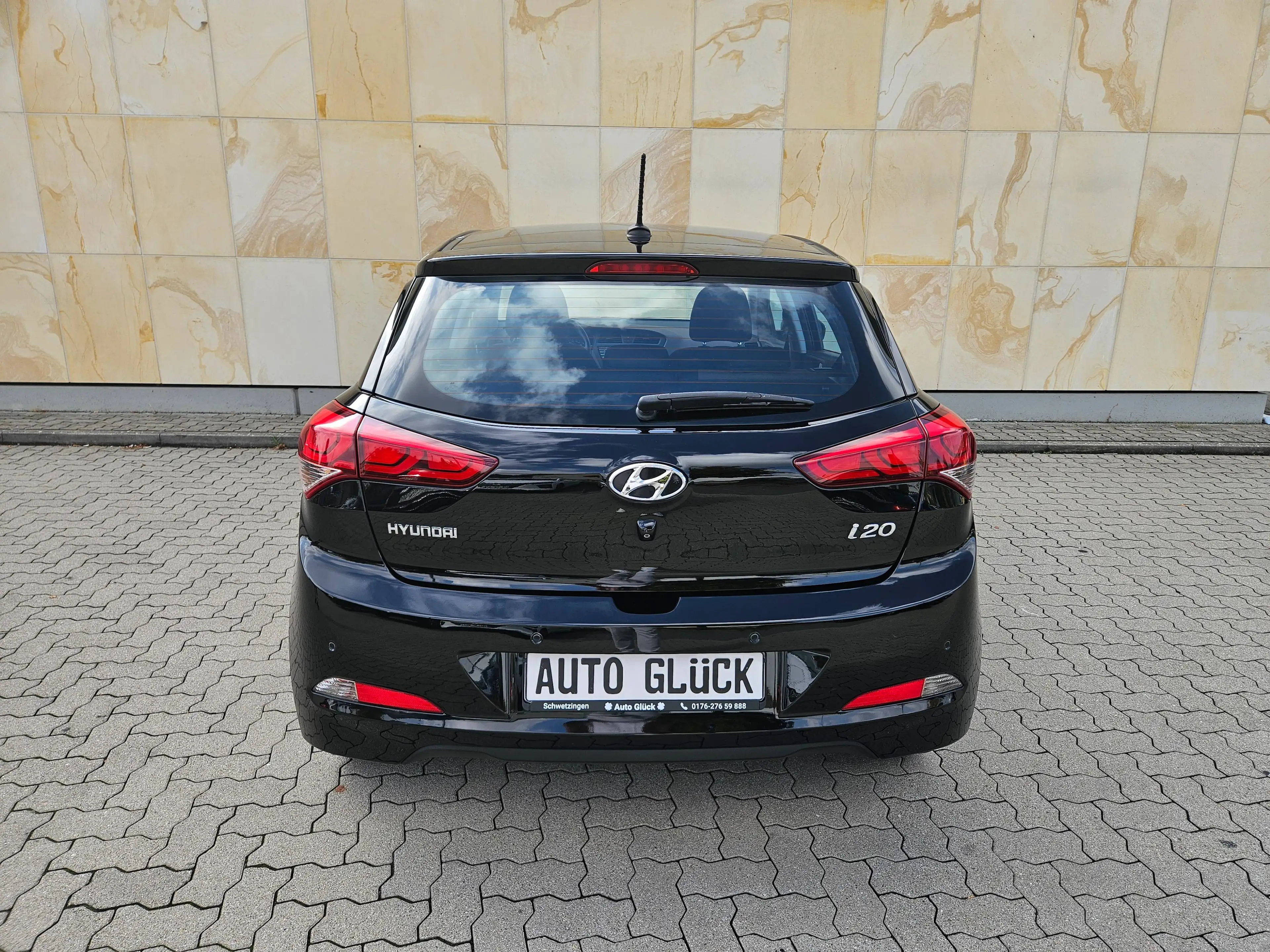 Hyundai i20 Trend *NAVI*KAMERA*SHZ*KLIMA*ALLWETTER* — photo 6