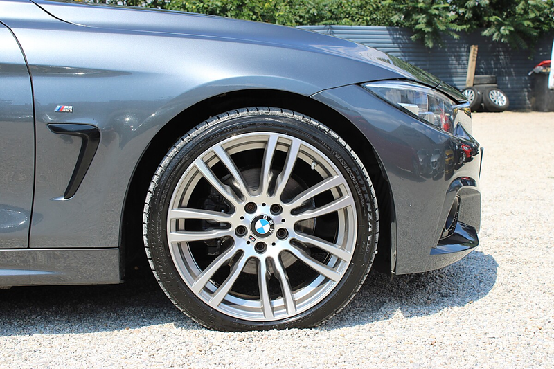 BMW 420 d xDrive M Sport — photo 8