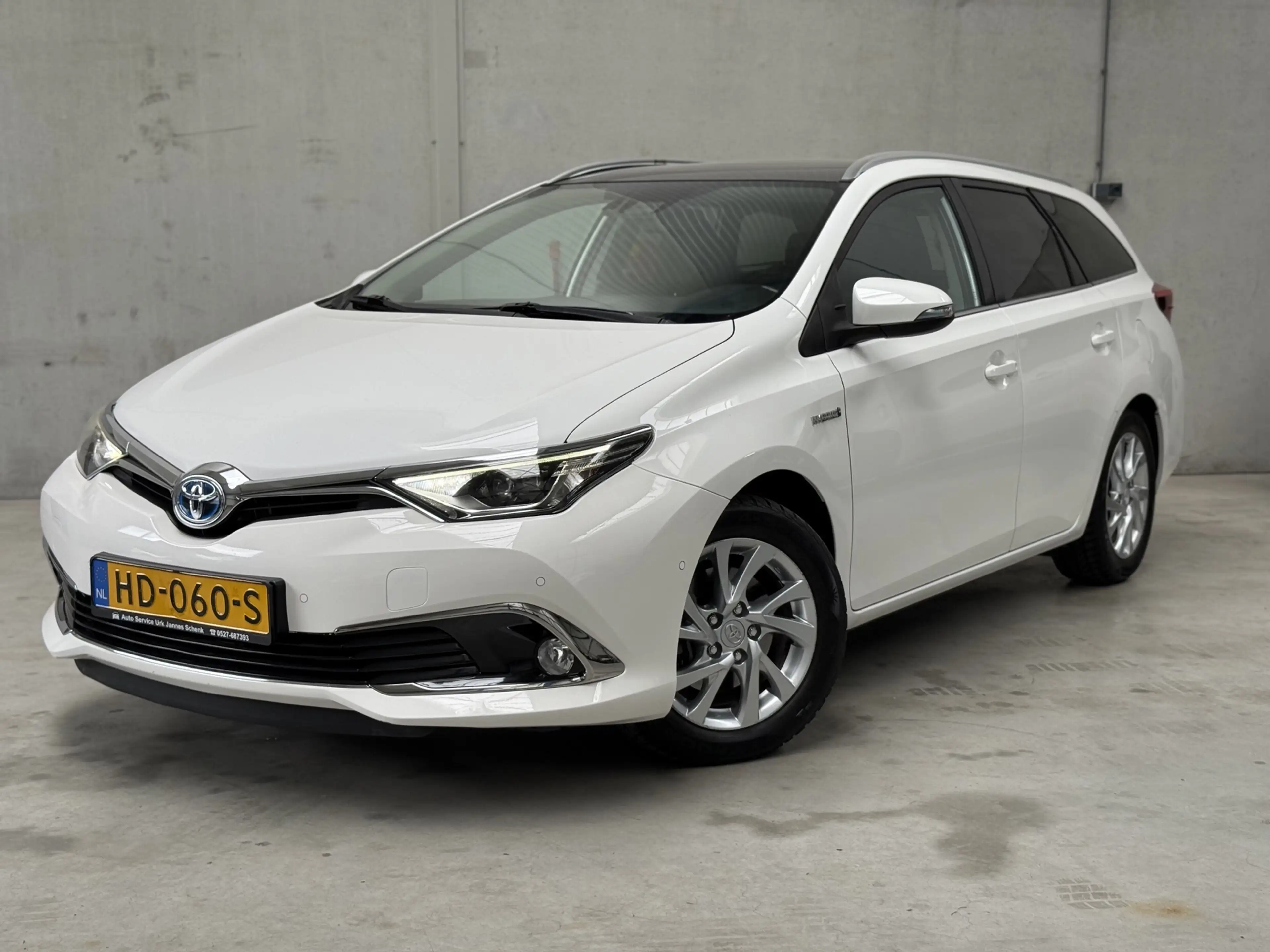 Toyota Auris Touring Sports 1.8 Hybrid Lease pro Cruise Clima N — photo 2