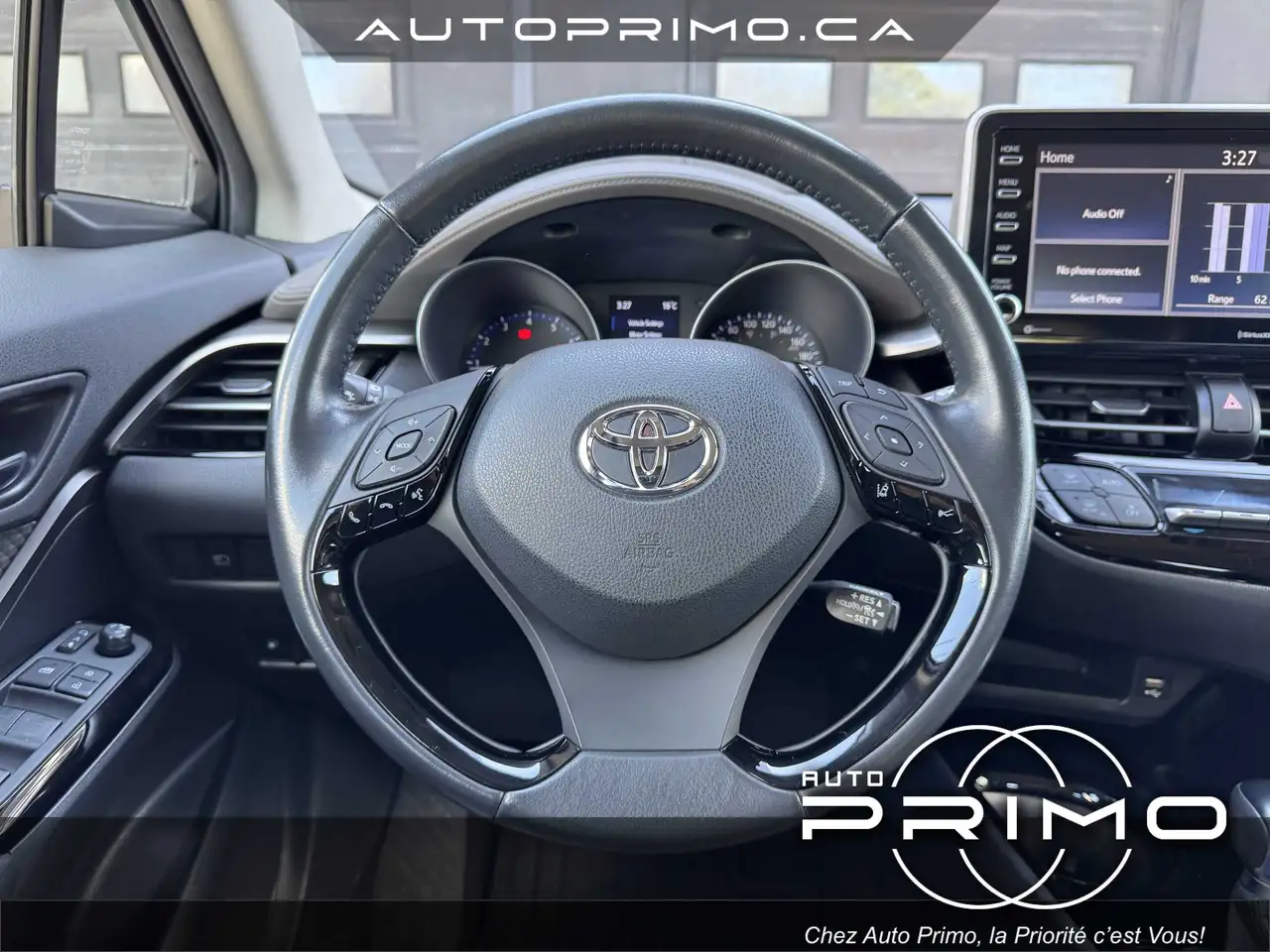 Toyota C-HR photo Toyota C-HR
