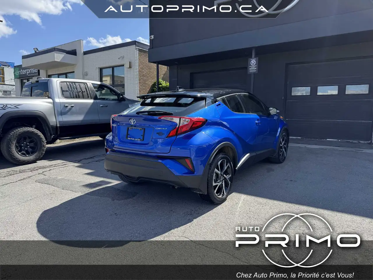 Toyota C-HR photo Toyota C-HR