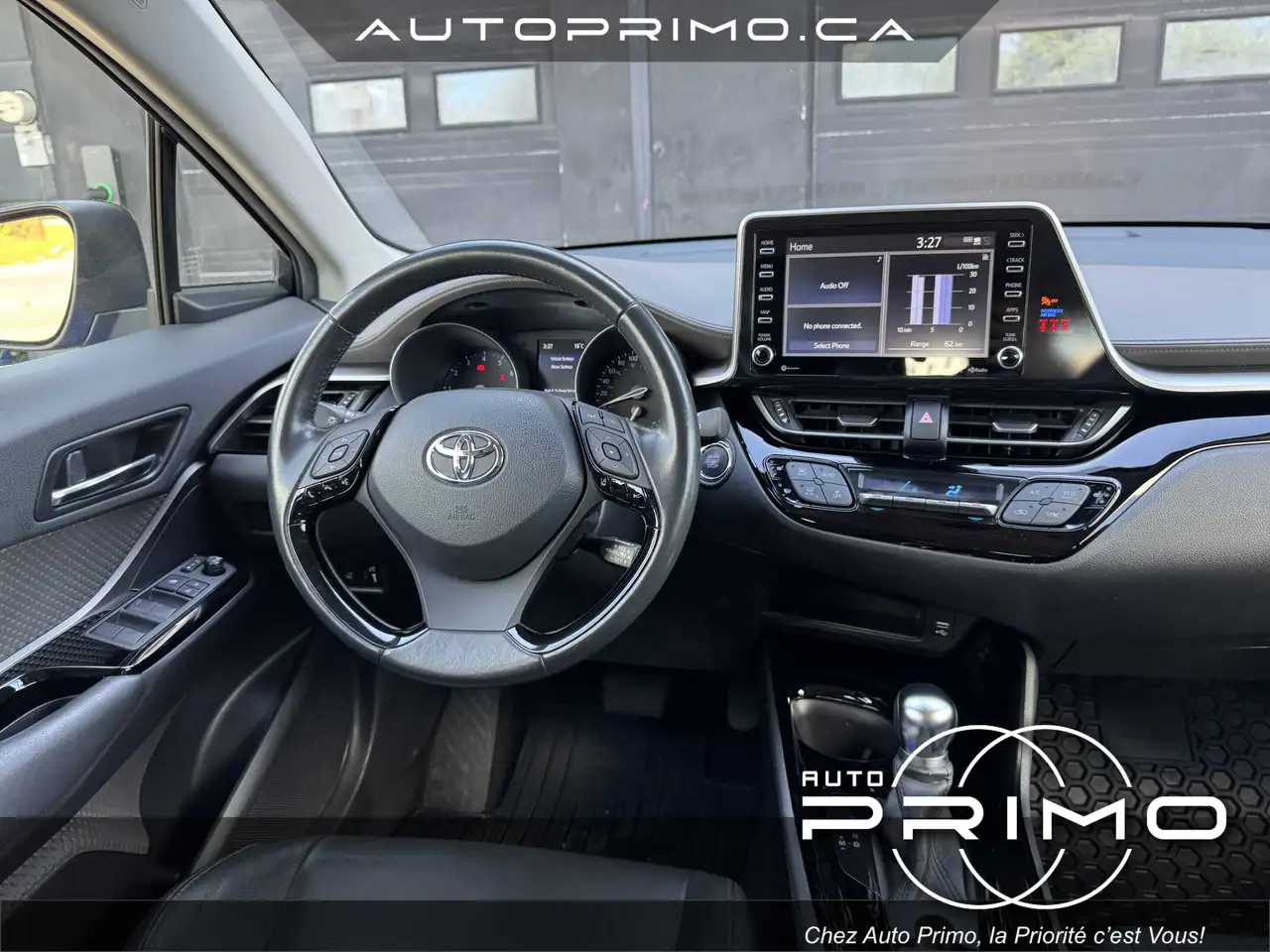 Toyota C-HR photo Toyota C-HR