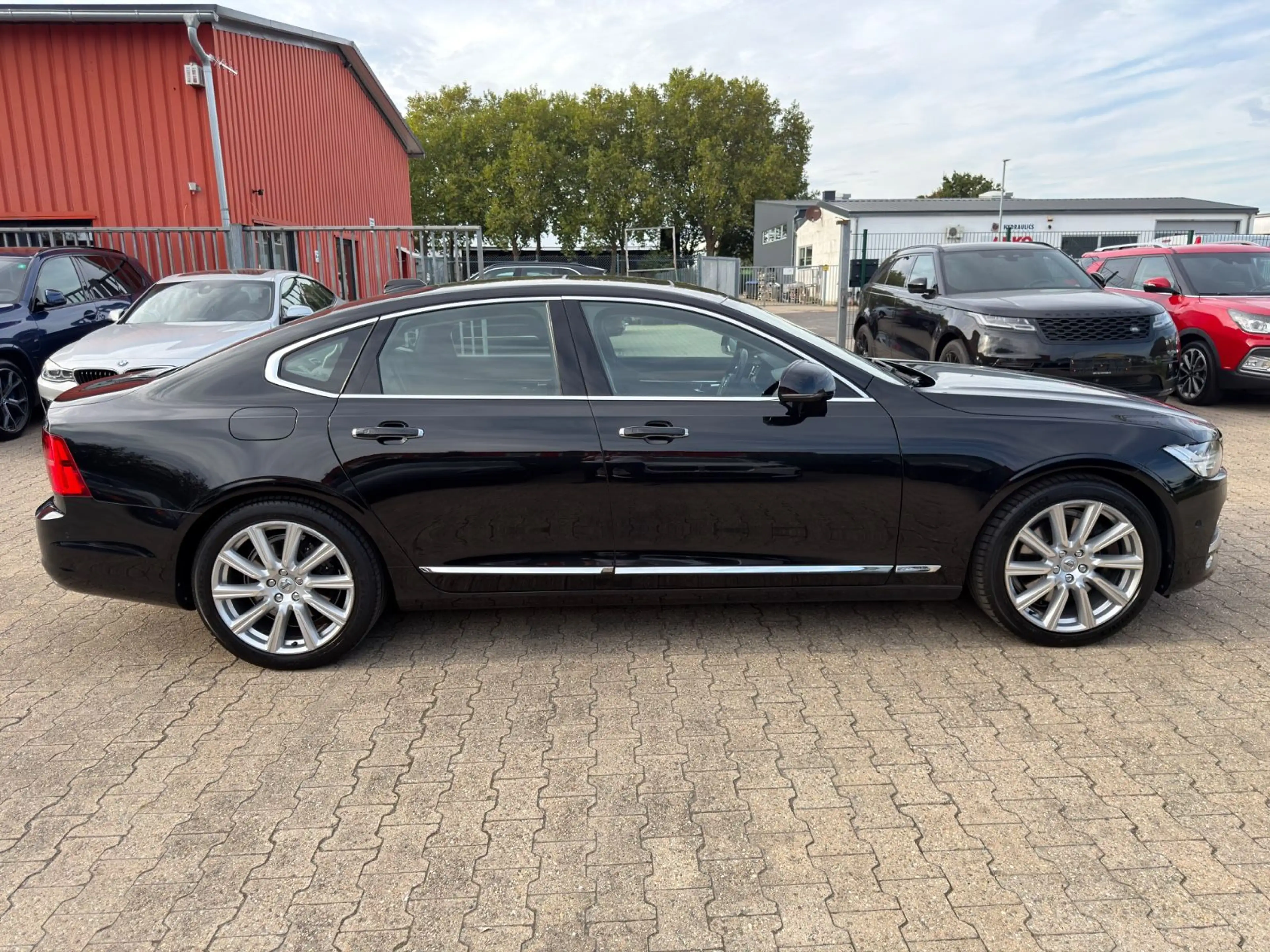 Volvo S90 Lim. Inscription Plug-In Hybrid AWD — photo 5