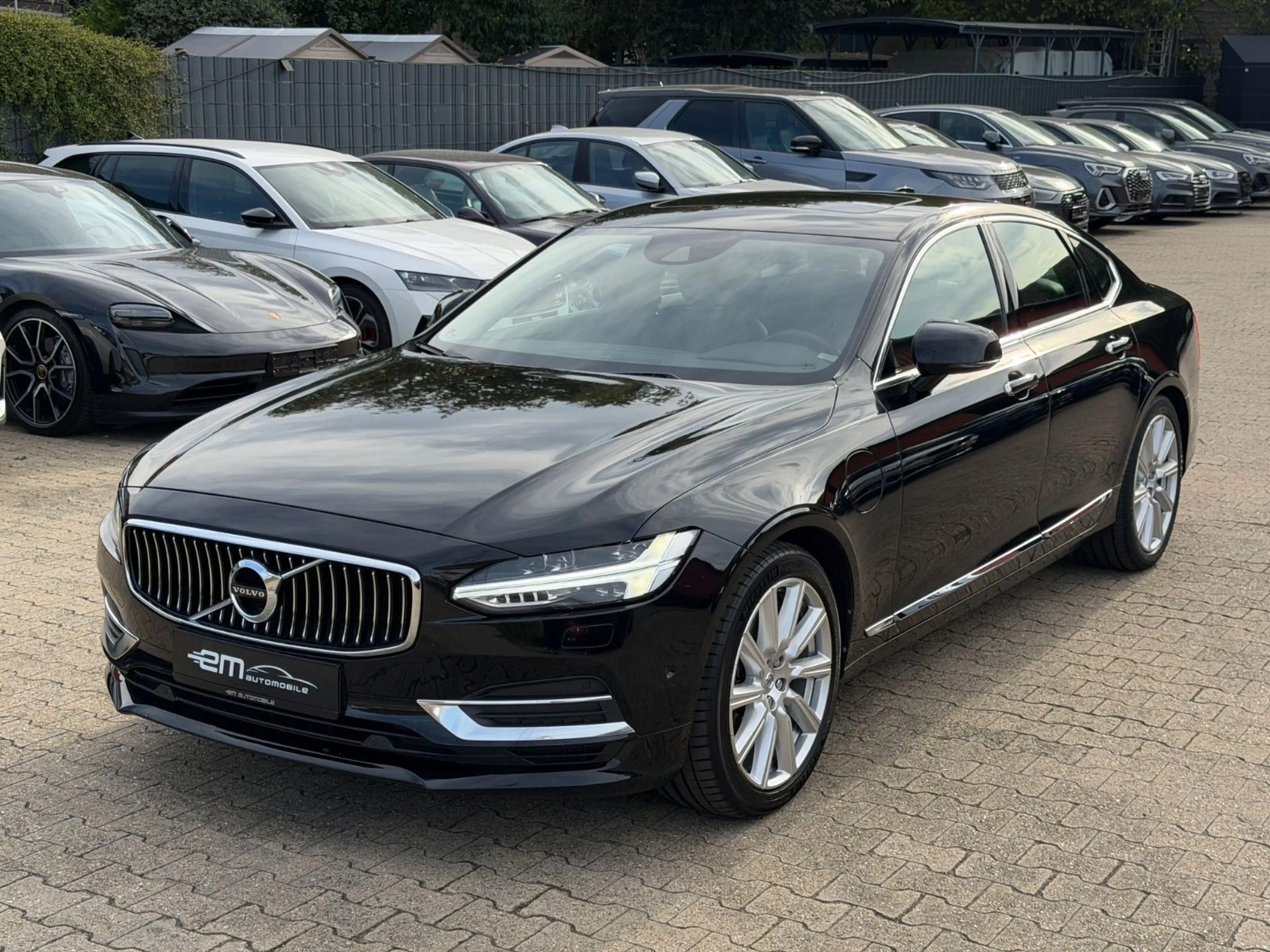 Volvo S90 Lim. Inscription Plug-In Hybrid AWD — photo 2