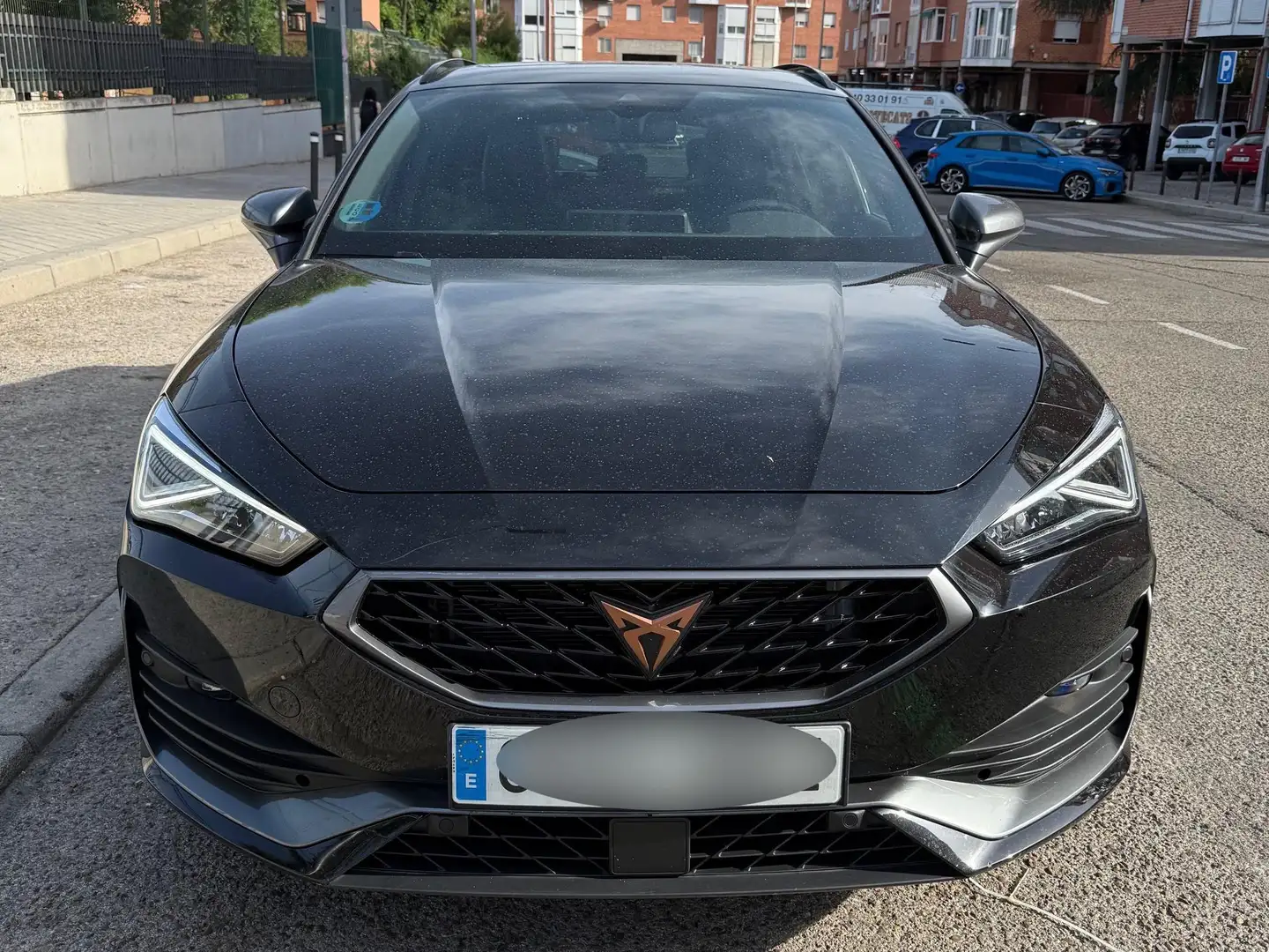 CUPRA Leon León Sportstourer 1.5 eTSI 110 DSG Negro - 2