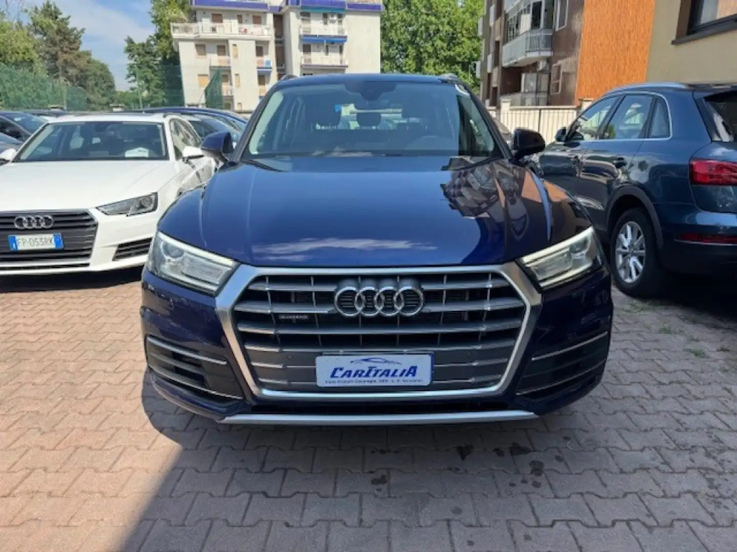 Audi Q5 50 TFSI e quattro PHEV S tronic Business Bleu - 2