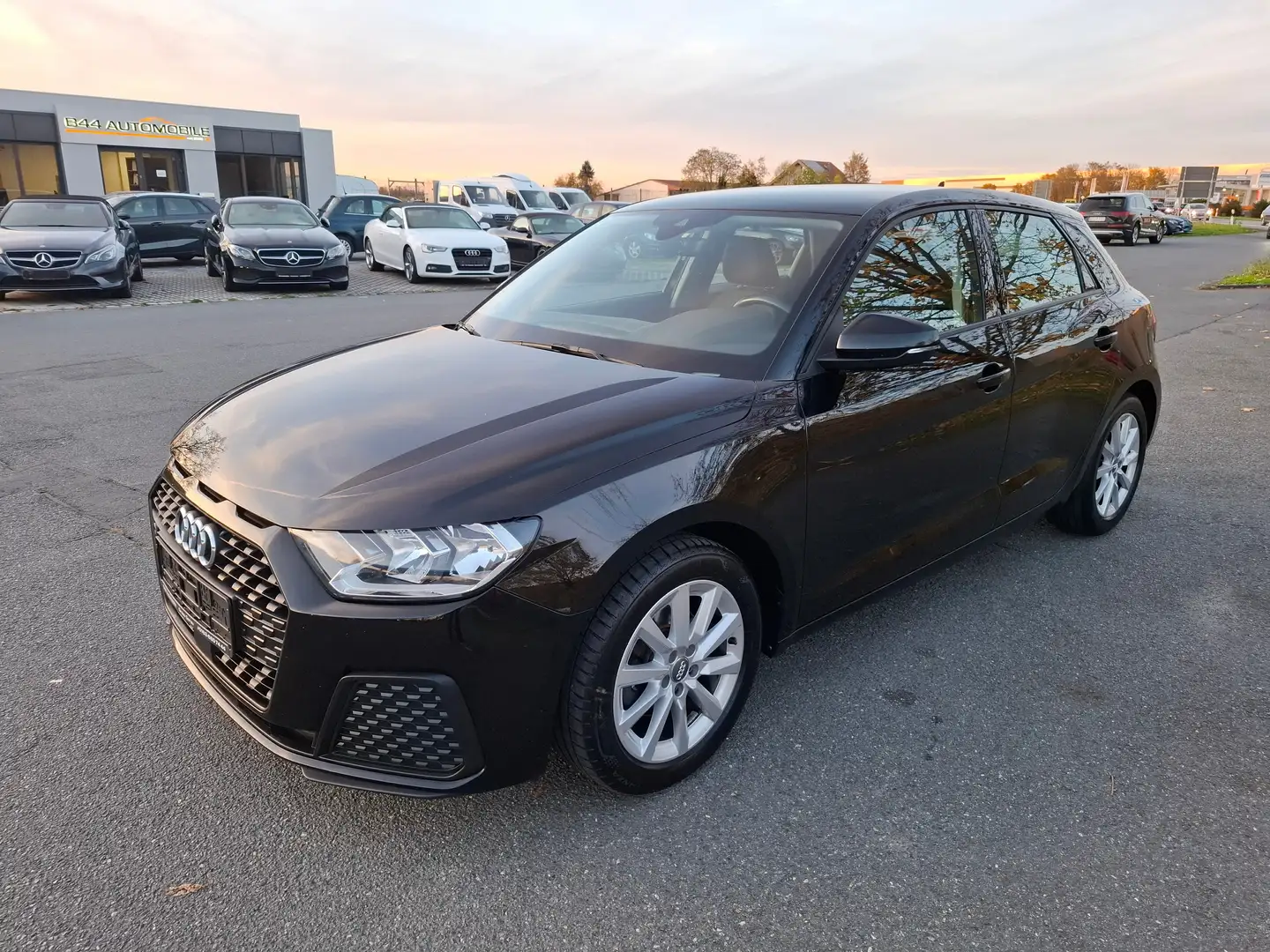 Audi A1 35 TFSI S-tronic*CarPlay*PDC*Sitzhzg*Tempomat*Alus Noir - 1