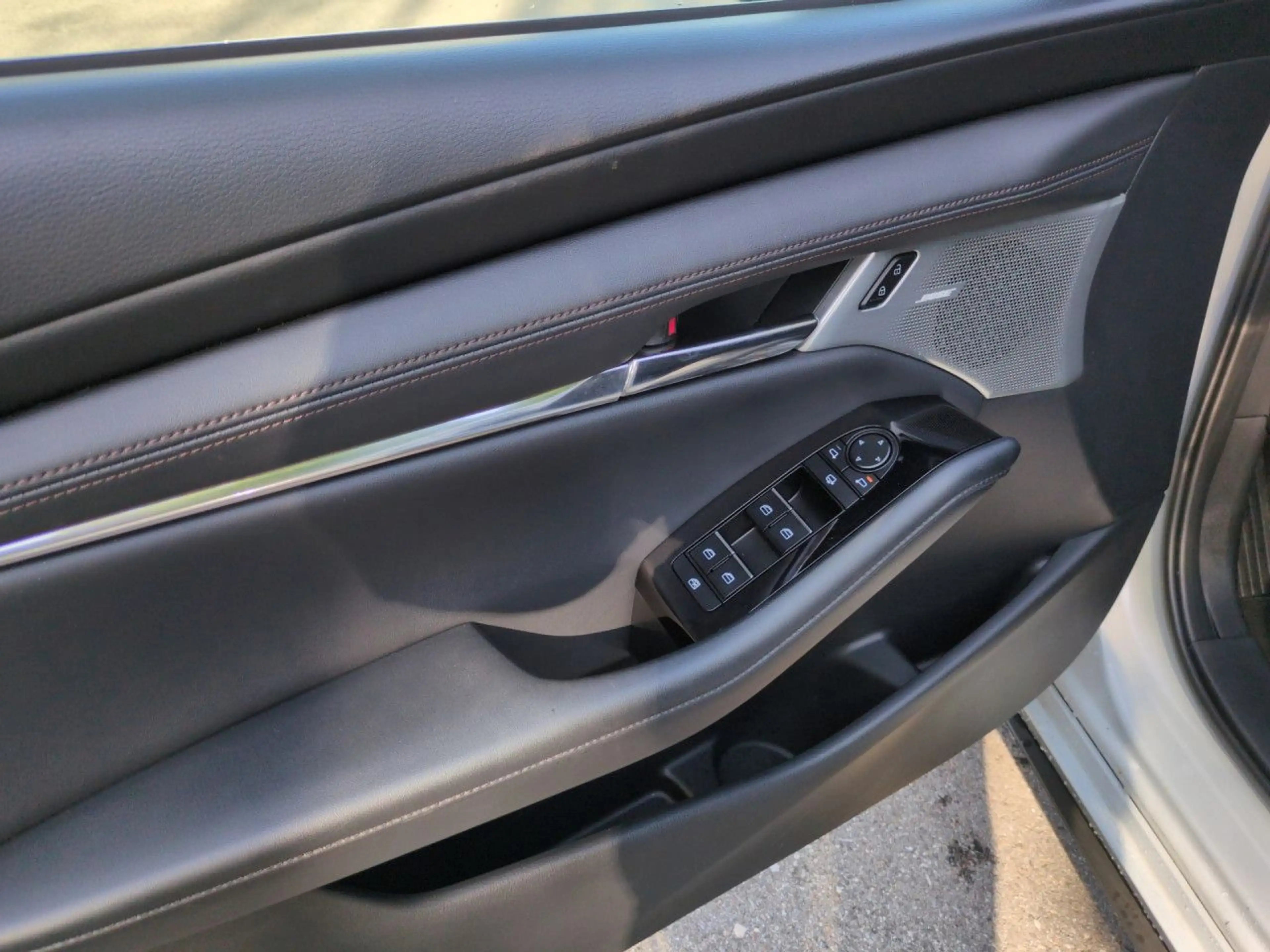 Mazda 3 2.5 e-SKYACTIV-G Takumi Automatik Bluetooth Navi — photo 6