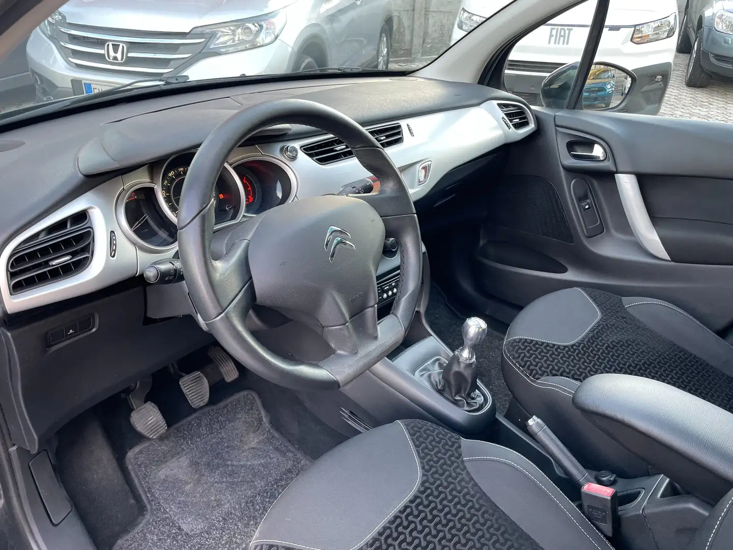 Citroen C3 C3 1.1 Style VISION DRIVE IDONEA NEOPATENTATI Noir - 2