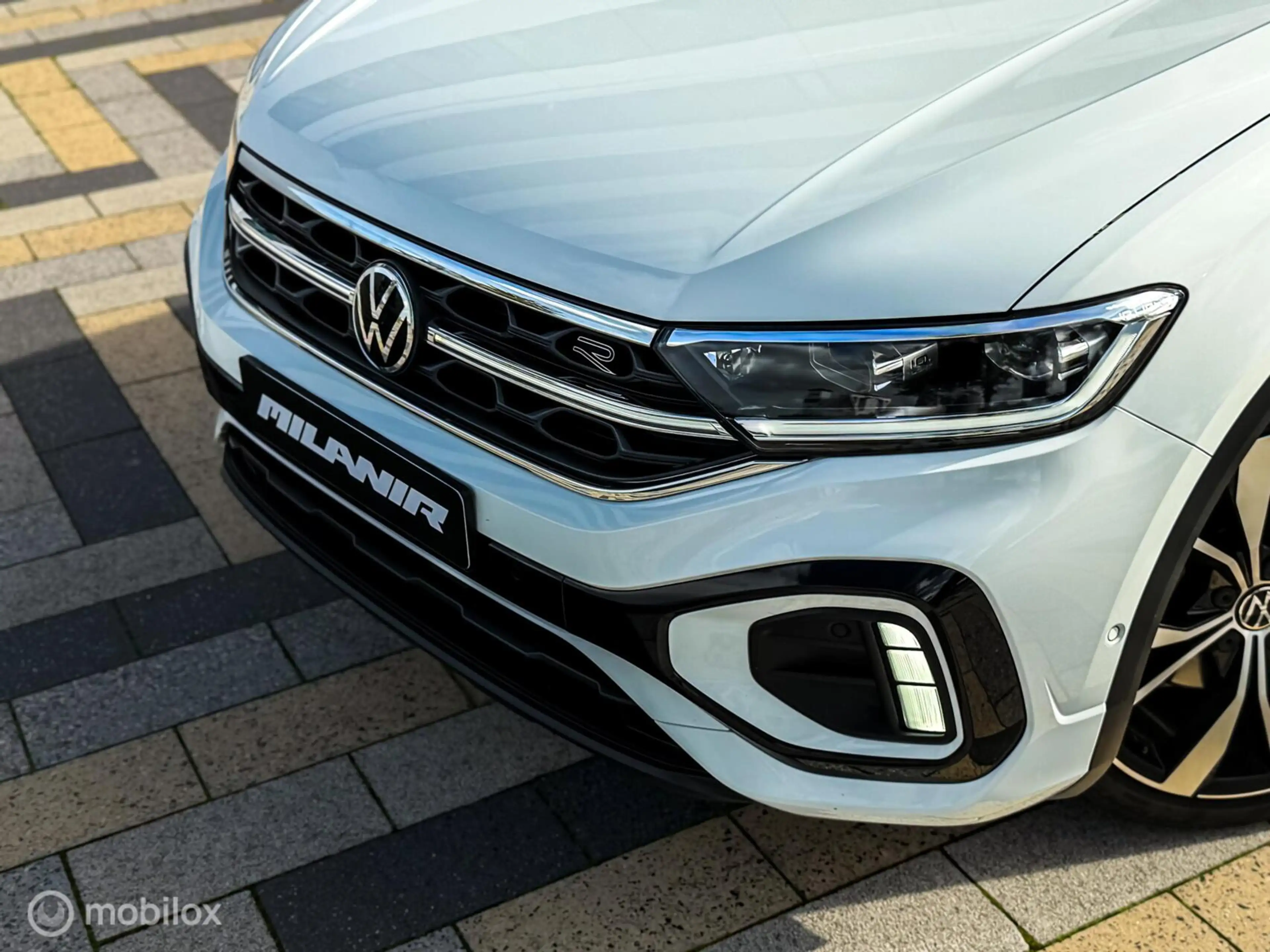 Volkswagen T-Roc 1.5 TSI R-Line |Pano |IQ |Keyless |ACC — photo 10