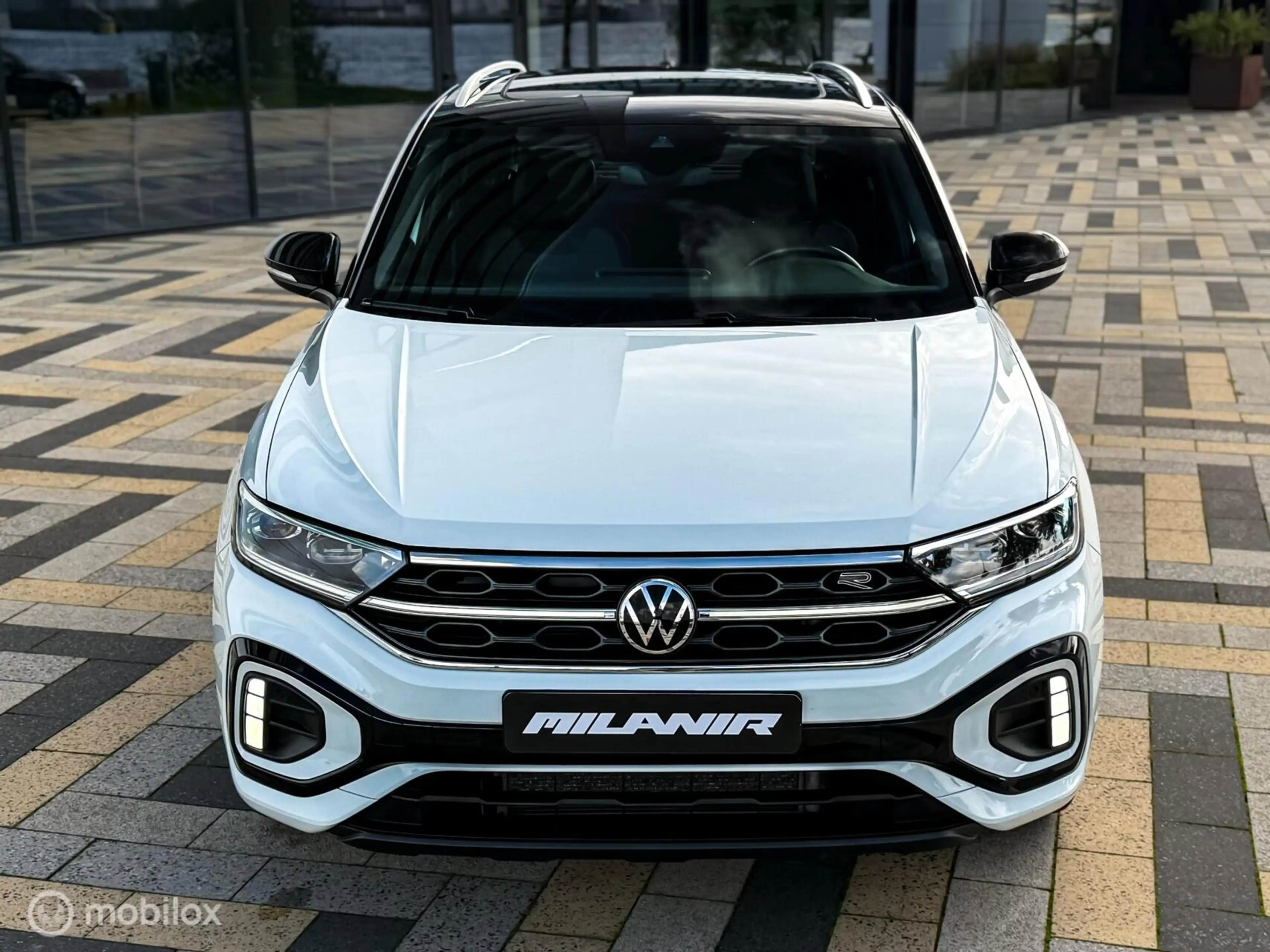 Volkswagen T-Roc 1.5 TSI R-Line |Pano |IQ |Keyless |ACC — photo 6