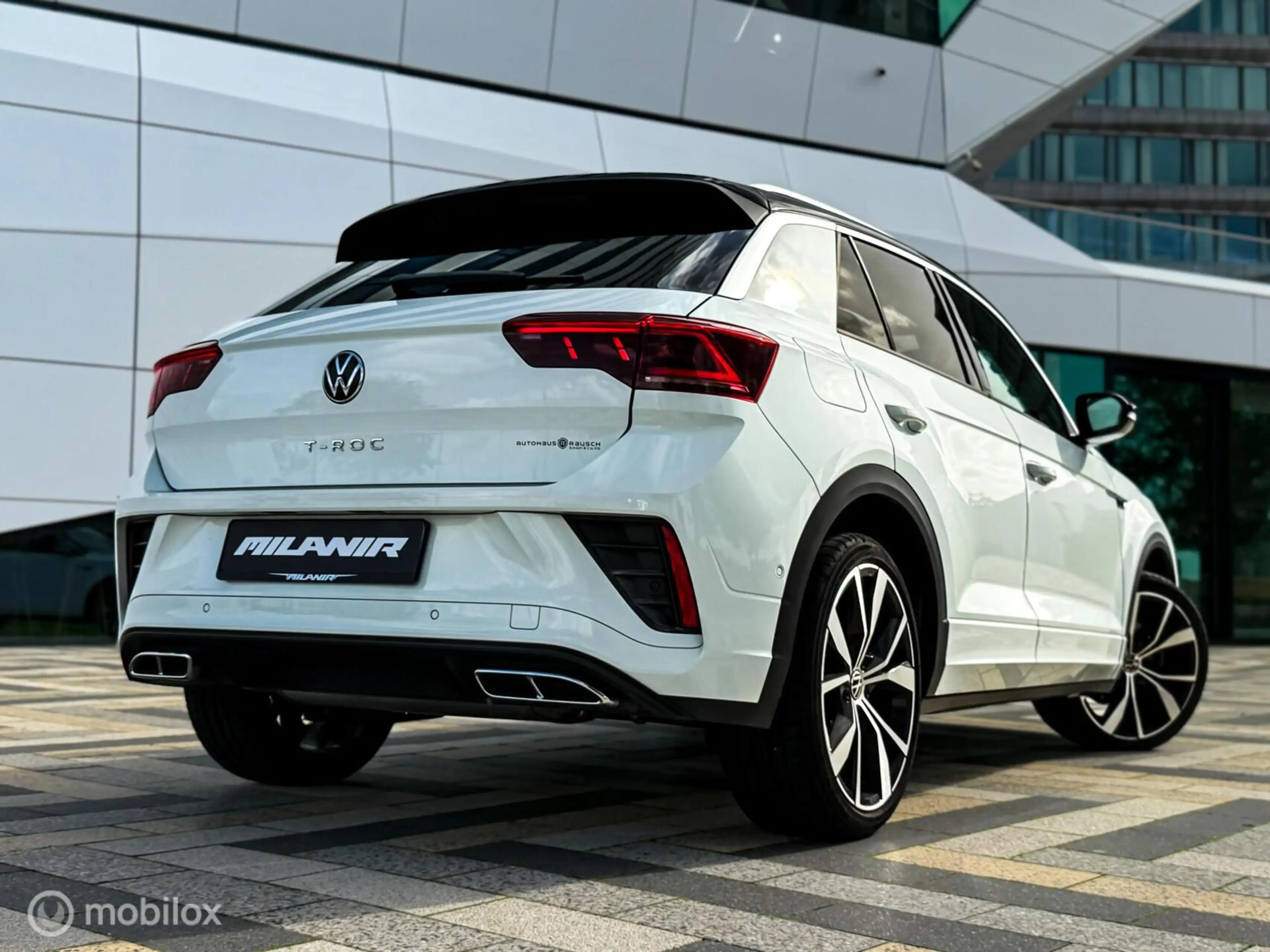 Volkswagen T-Roc 1.5 TSI R-Line |Pano |IQ |Keyless |ACC — photo 2