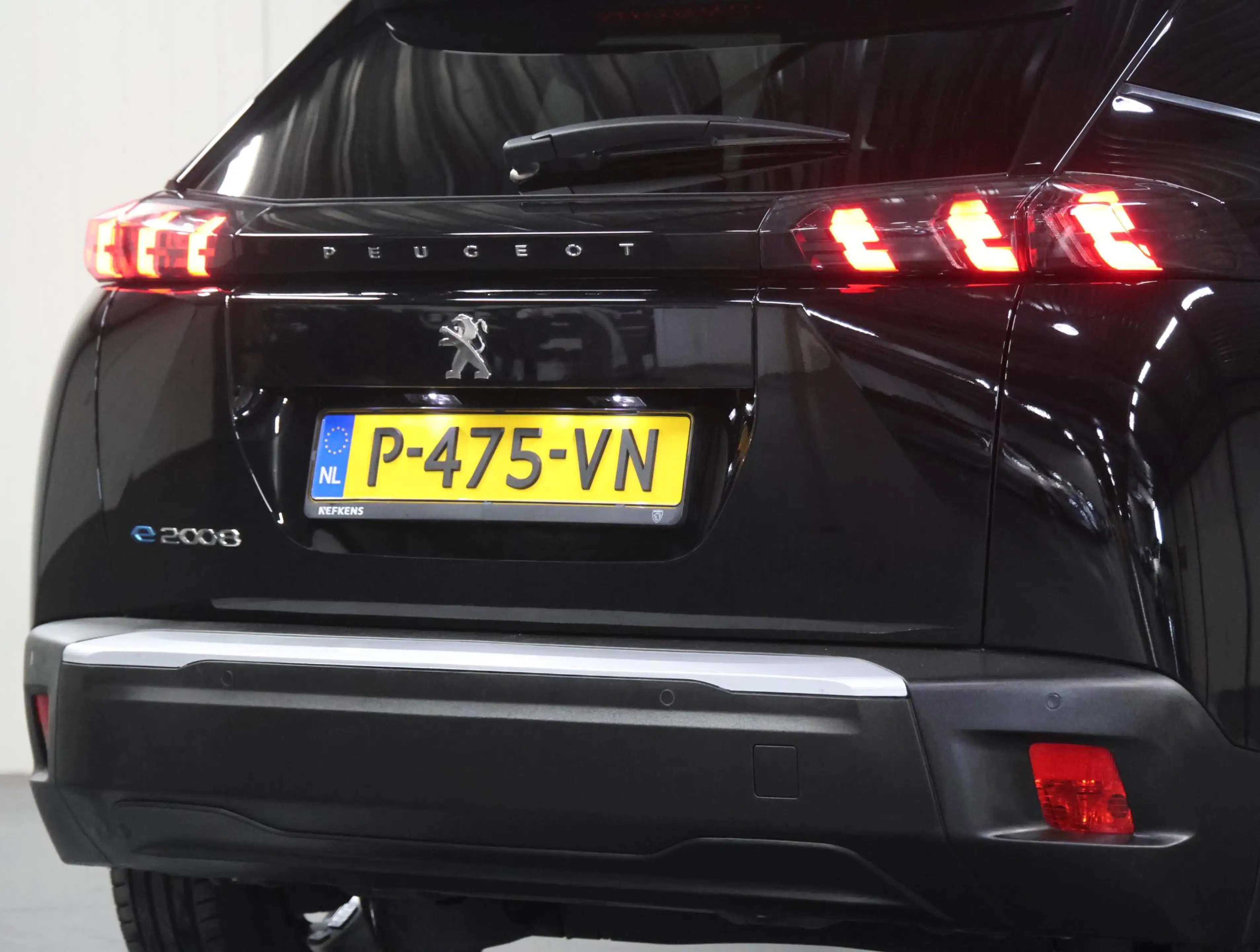 Peugeot e-2008 EV Allure 50 kWh 136PK | 1ste eigenaar | AppleCarP — photo 8