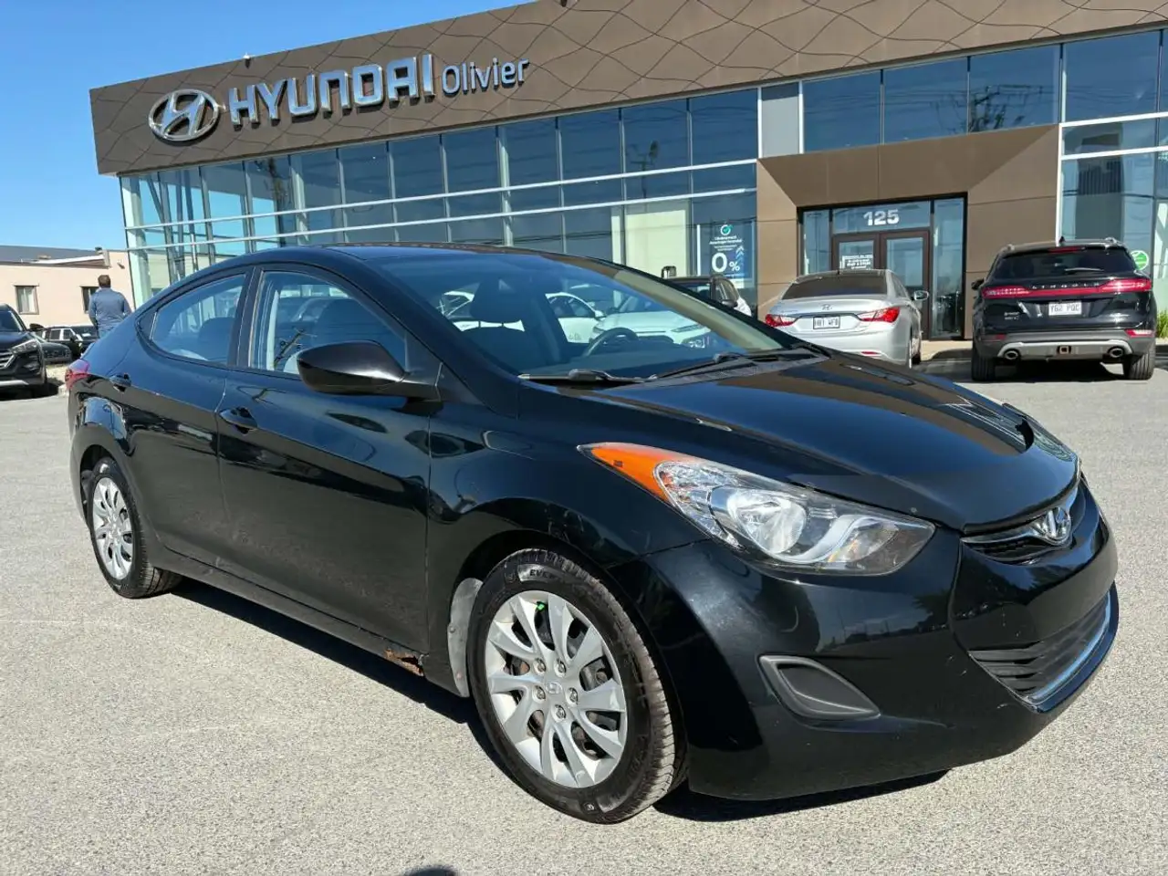 Hyundai ELANTRA снимка Hyundai ELANTRA
