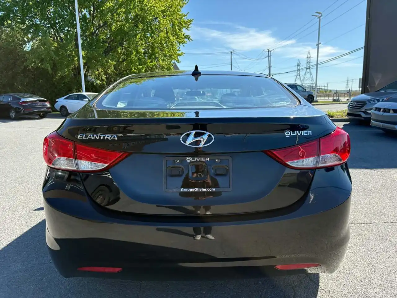 Hyundai ELANTRA снимка Hyundai ELANTRA
