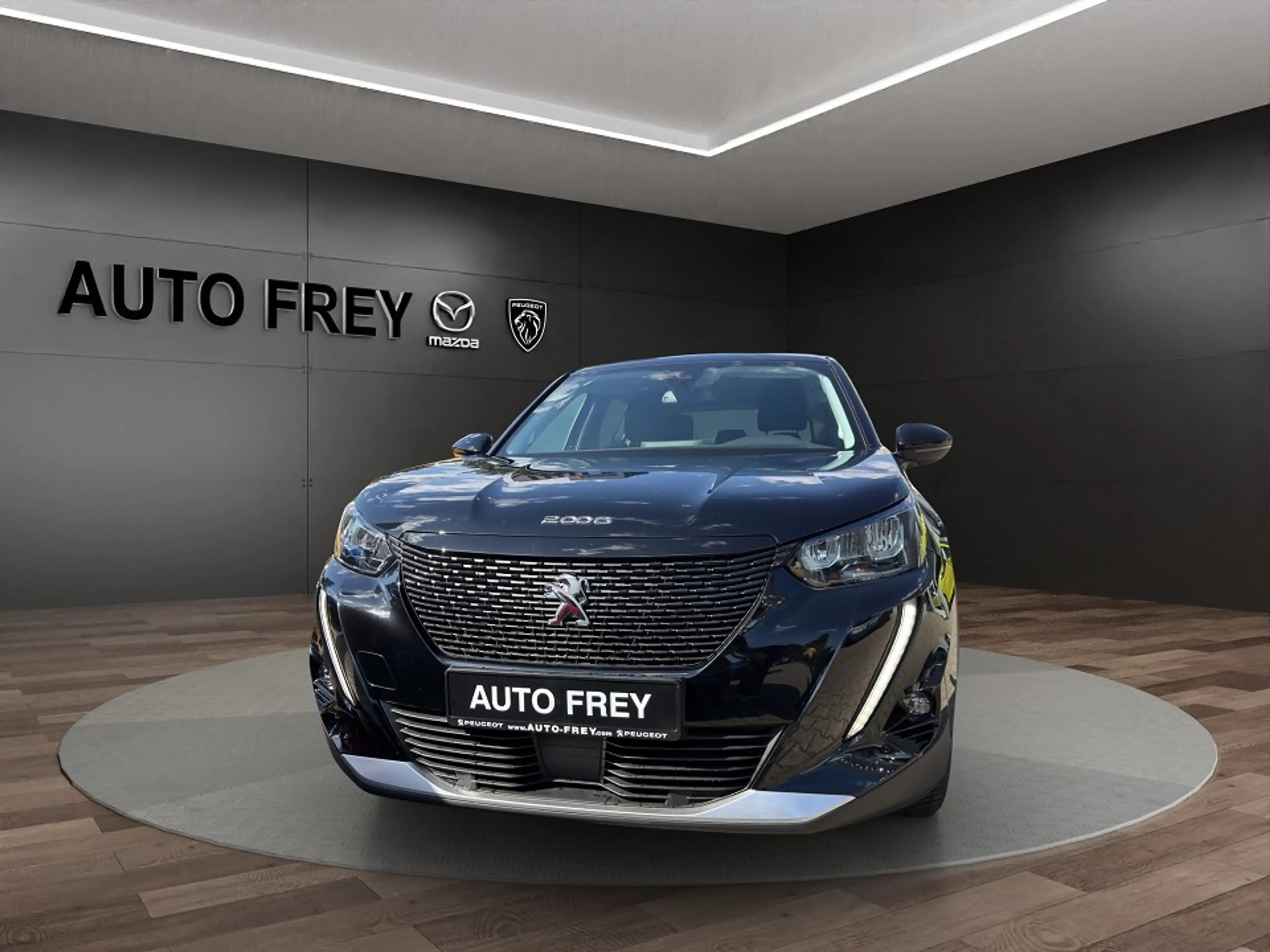 Peugeot e-2008 Elektro Active Pack — photo 5