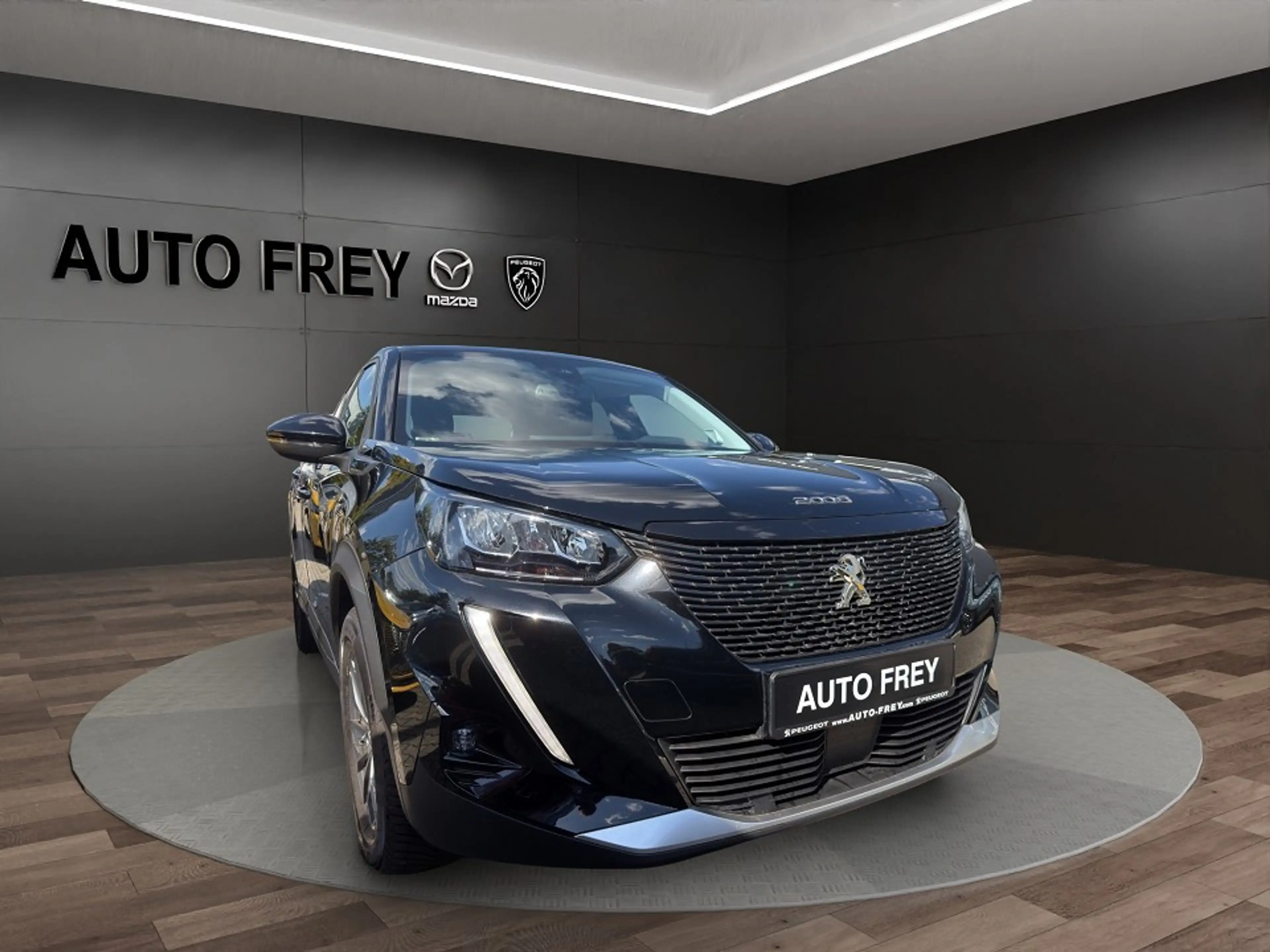 Peugeot e-2008 Elektro Active Pack