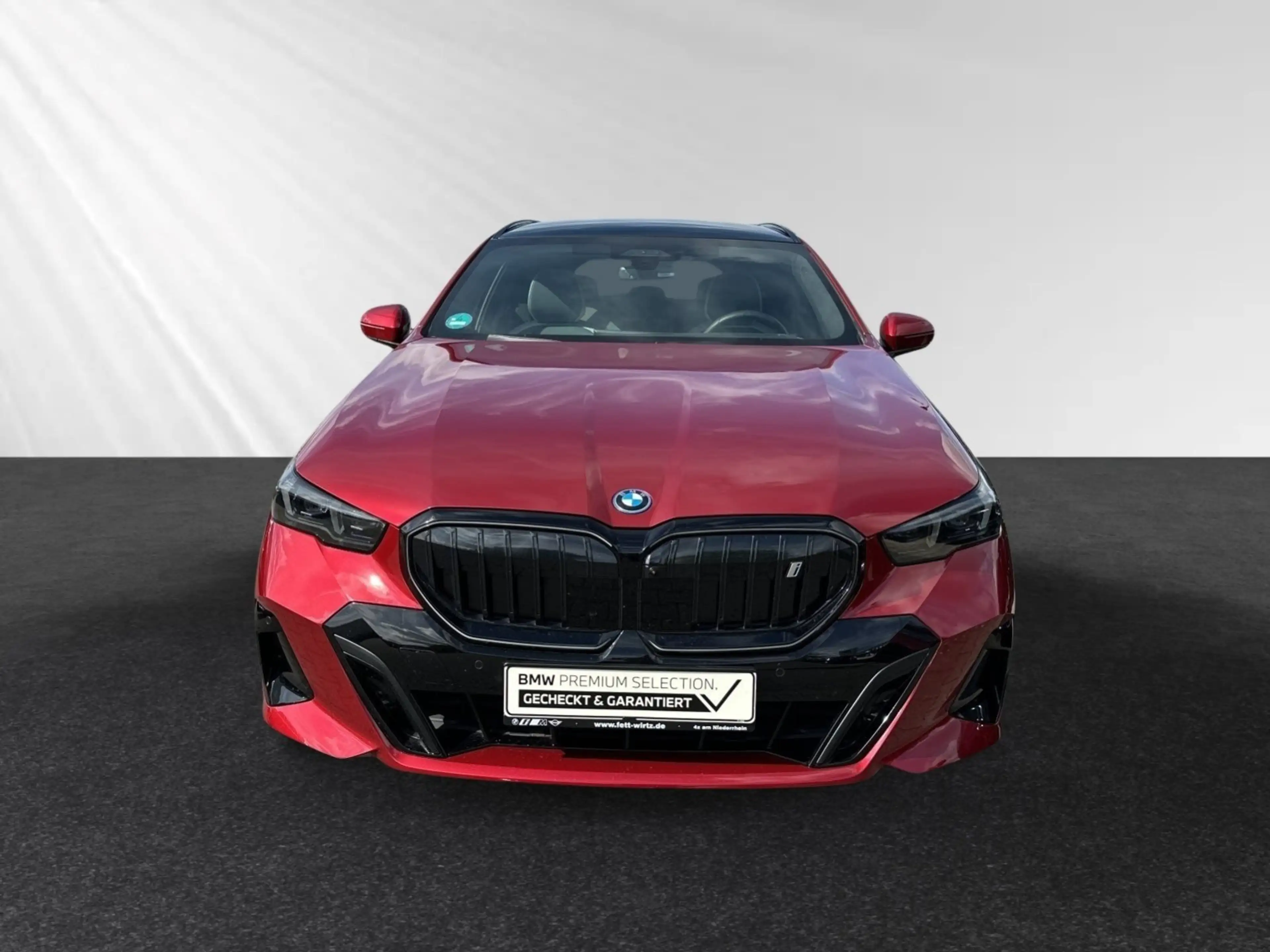 BMW i5 eDrive40 Touring M Sport Pro|Autobahnass.|B&W — photo 7