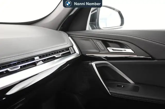 BMW Ix1 view 15