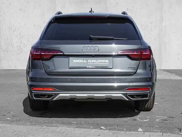 Audi A4 view 6